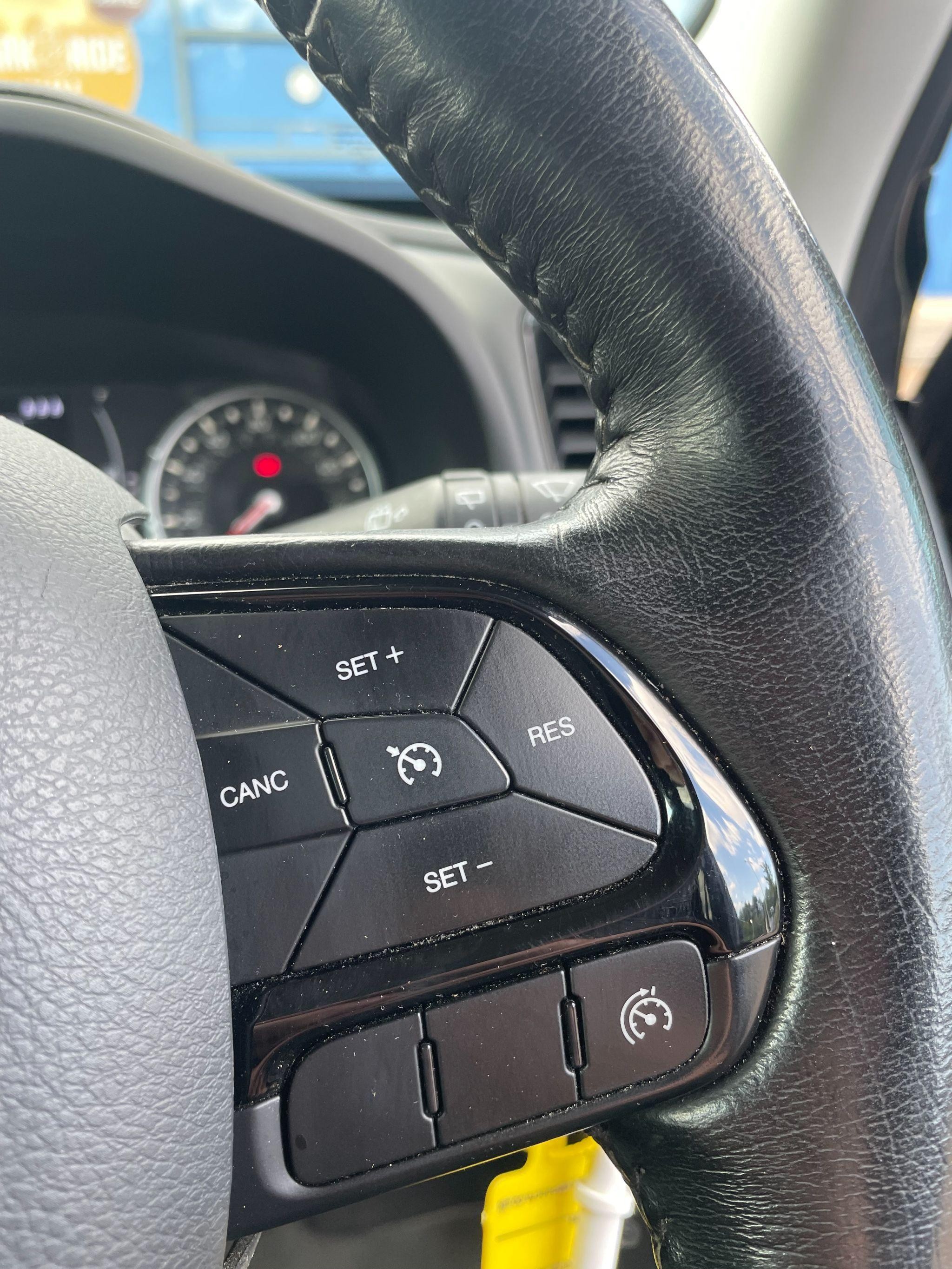 Jeep Renegade Image 20