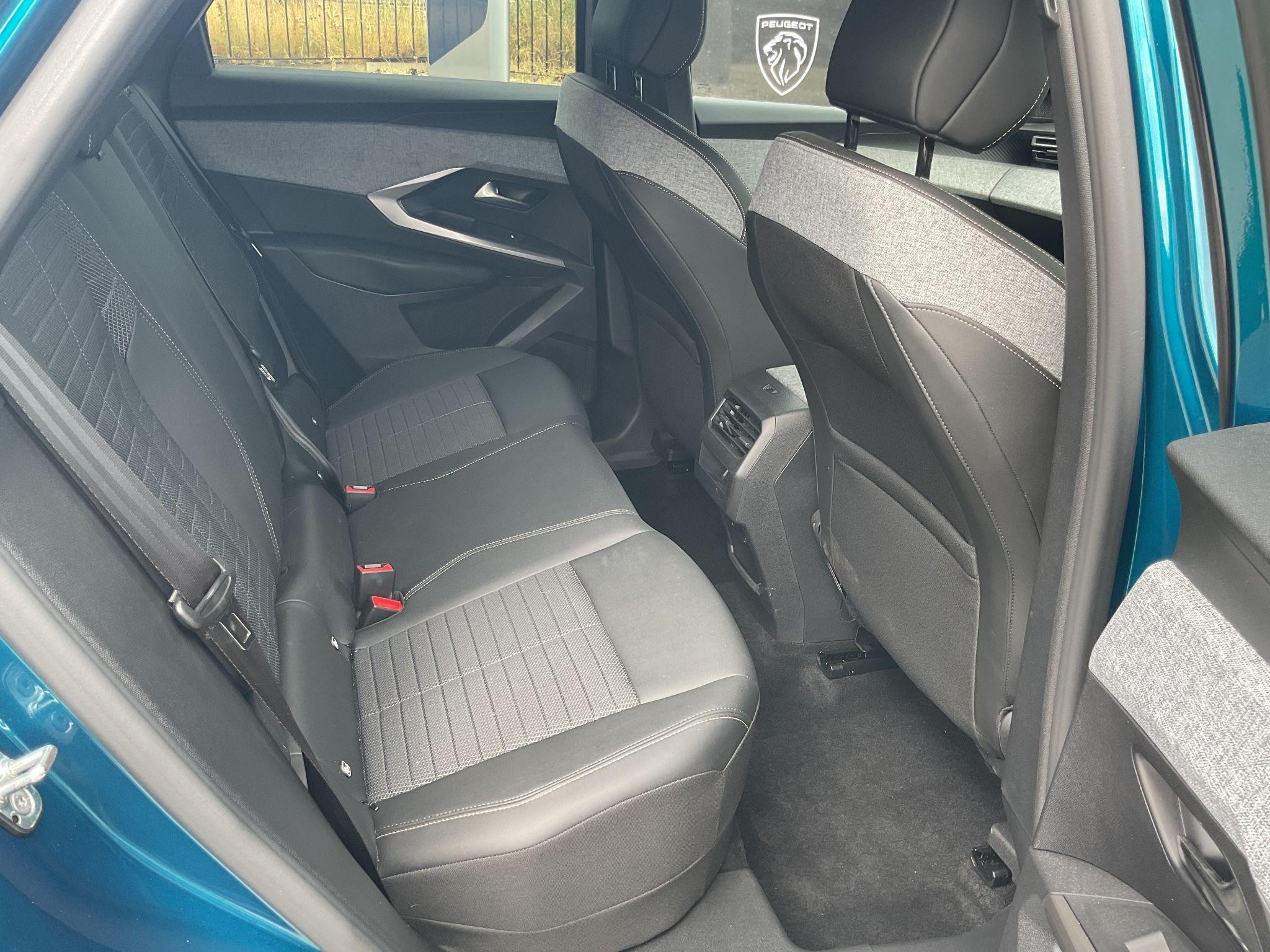 Peugeot 3008 Image 16