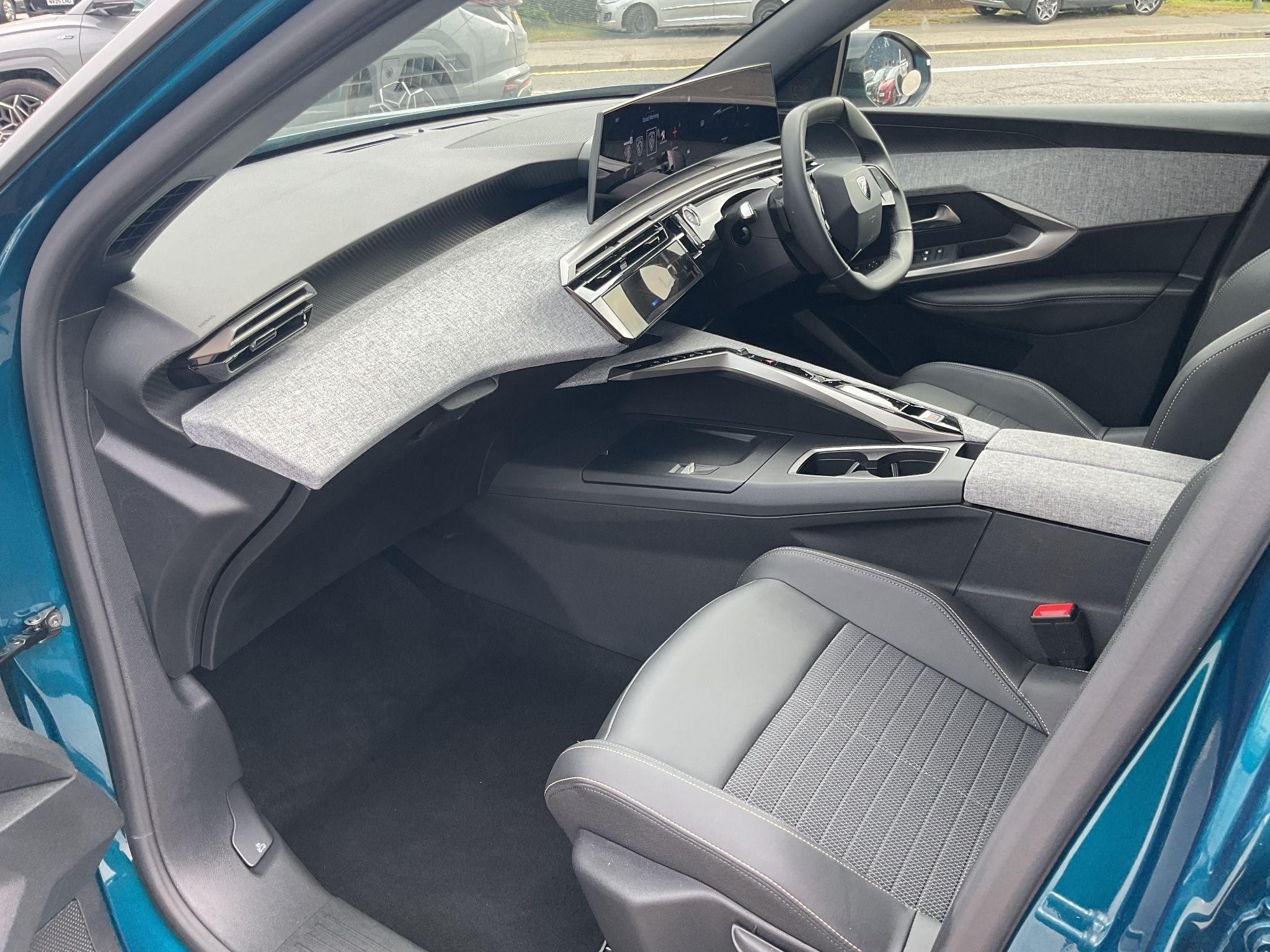 Peugeot 3008 Image 17