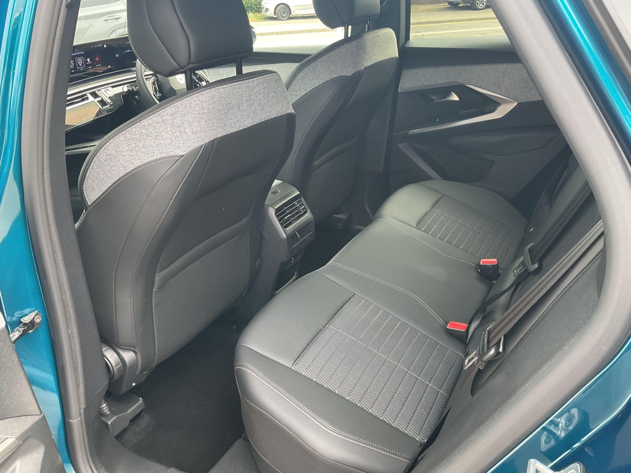 Peugeot 3008 Image 18