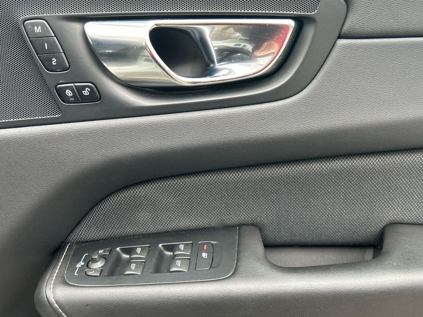 Volvo XC60 Image 14
