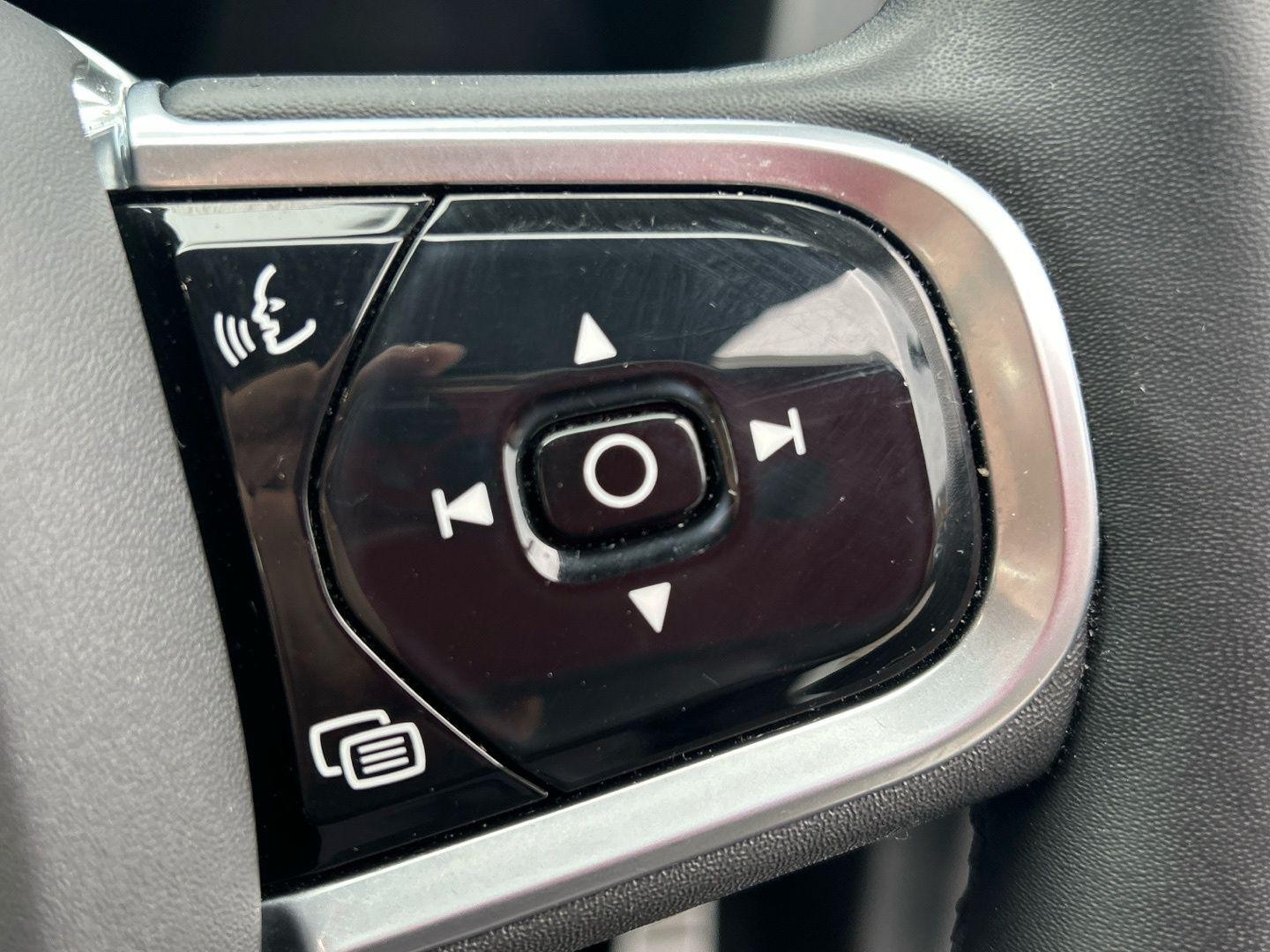 Volvo XC60 Image 18