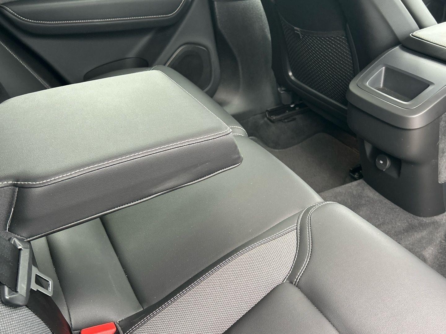 Volvo XC60 Image 25
