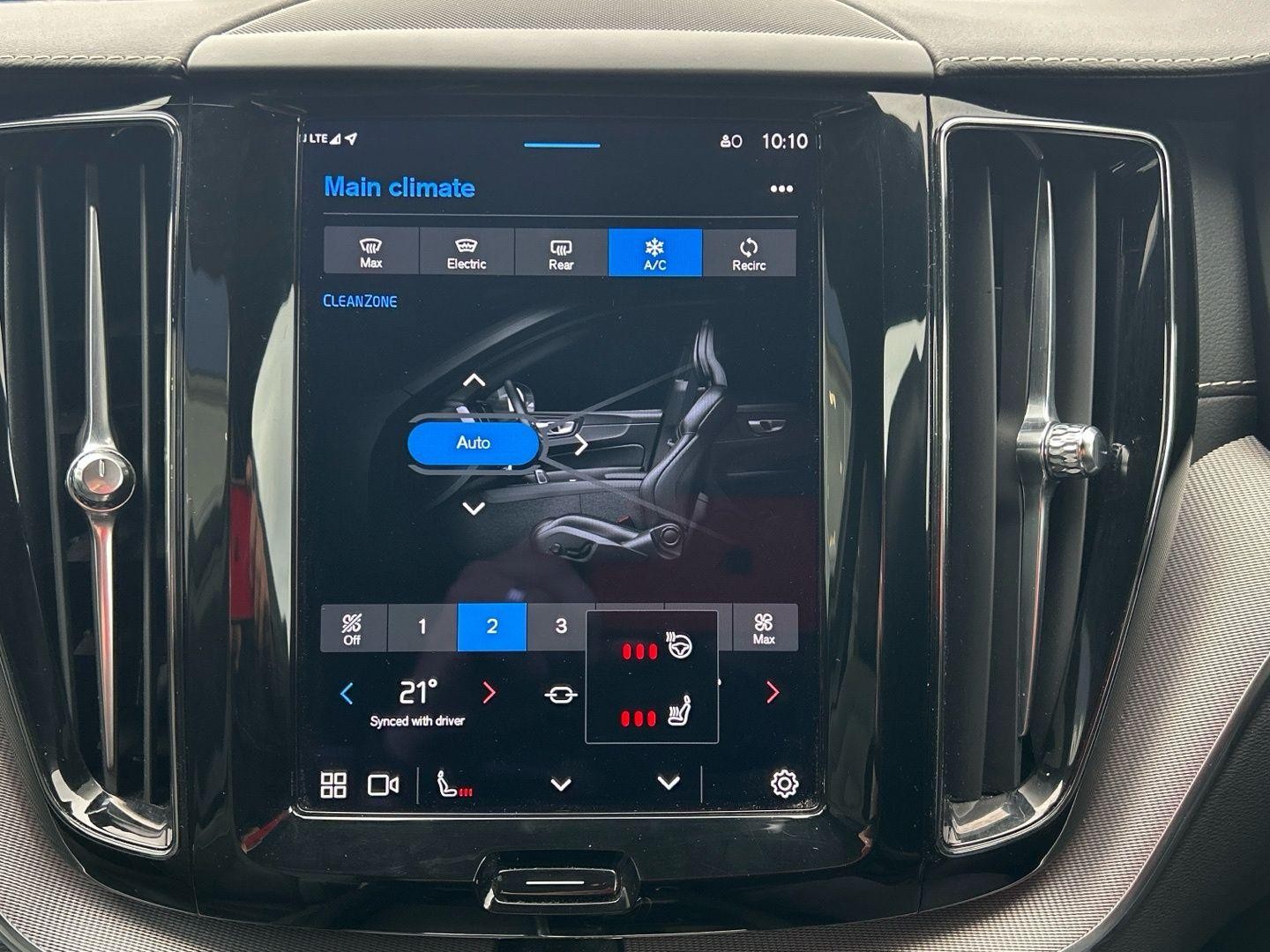 Volvo XC60 Image 28