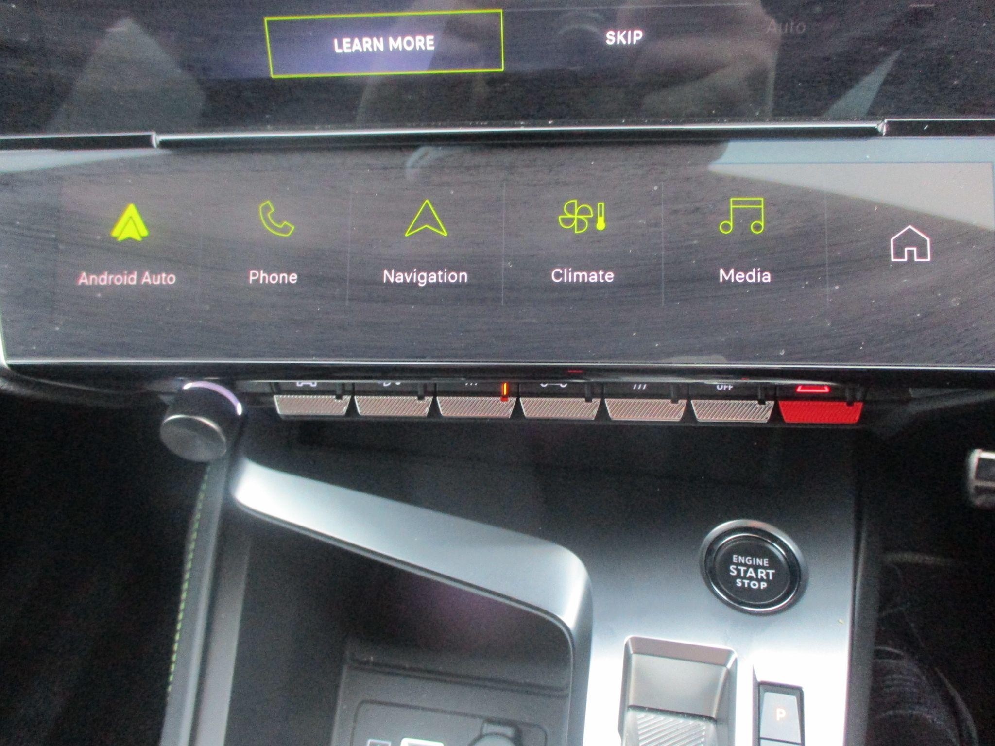 Peugeot 408 Image 31