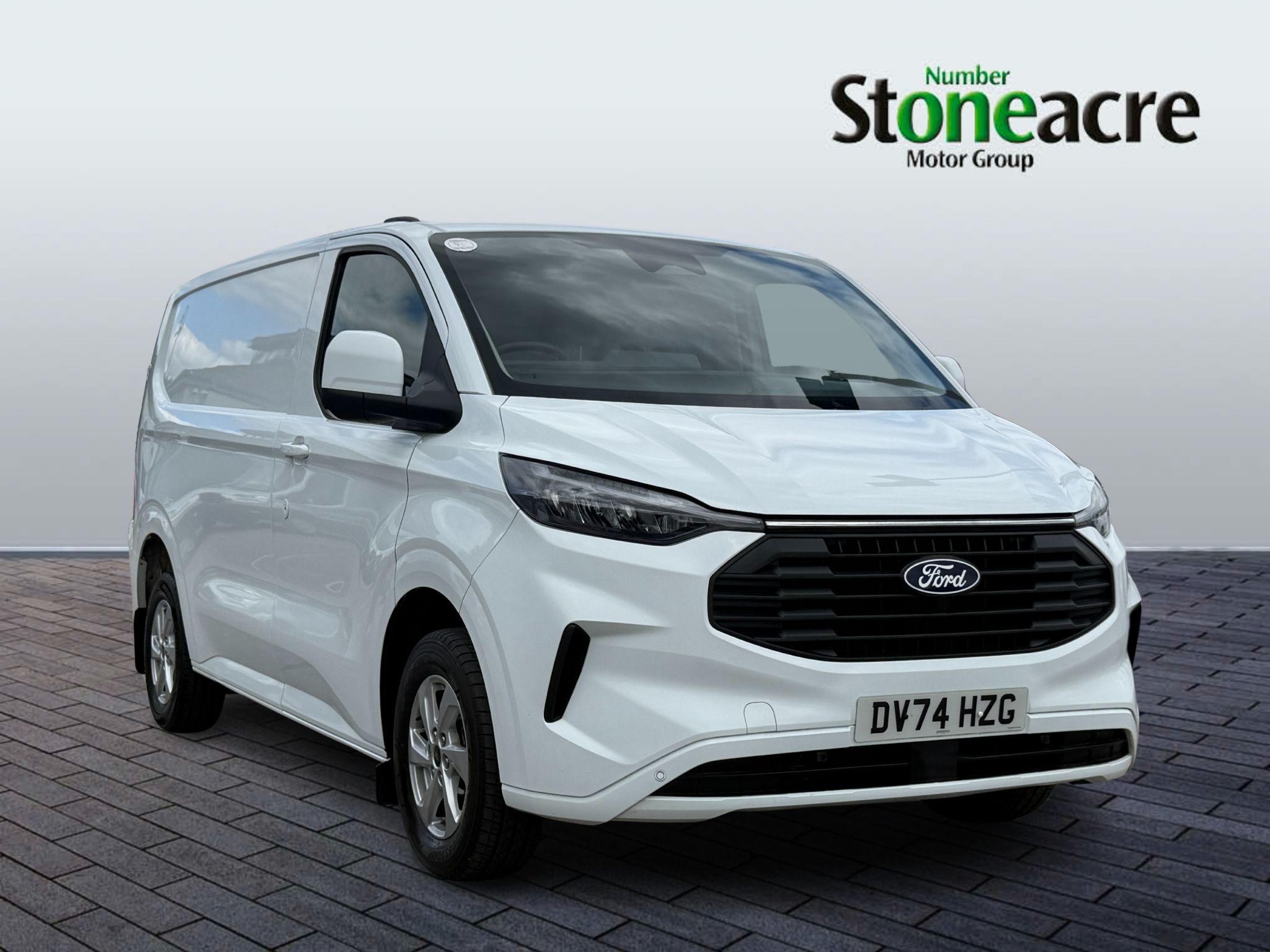 Ford Transit Custom Image 1