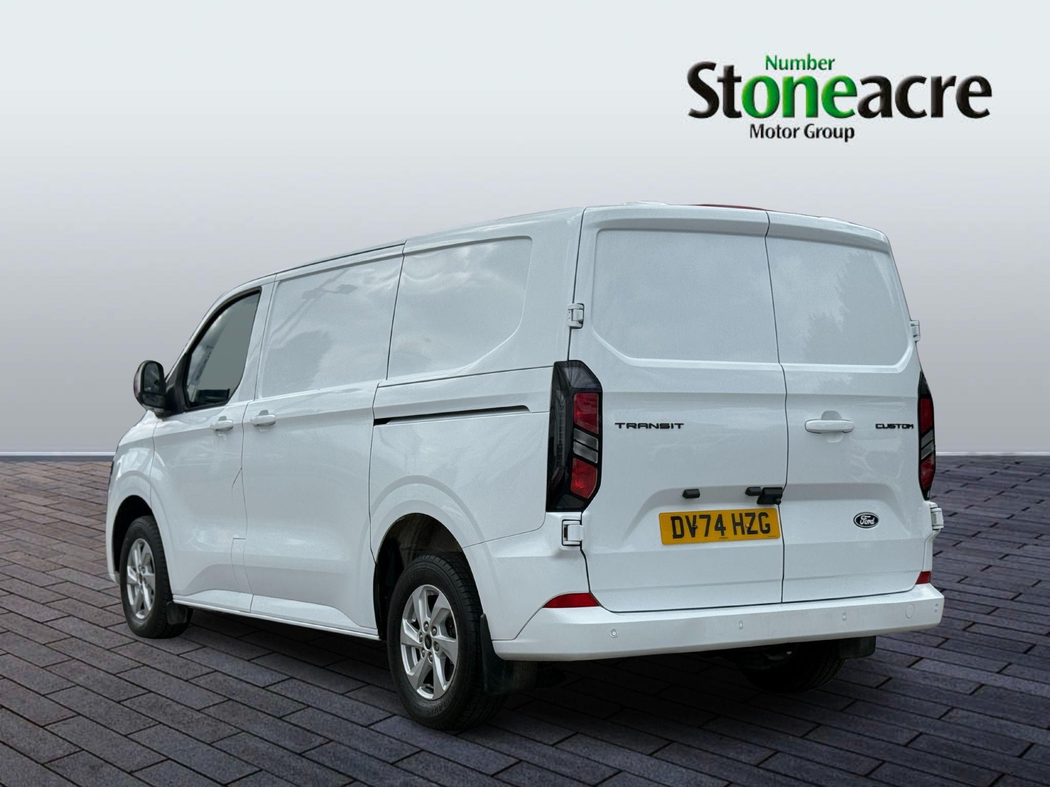 Ford Transit Custom Image 5