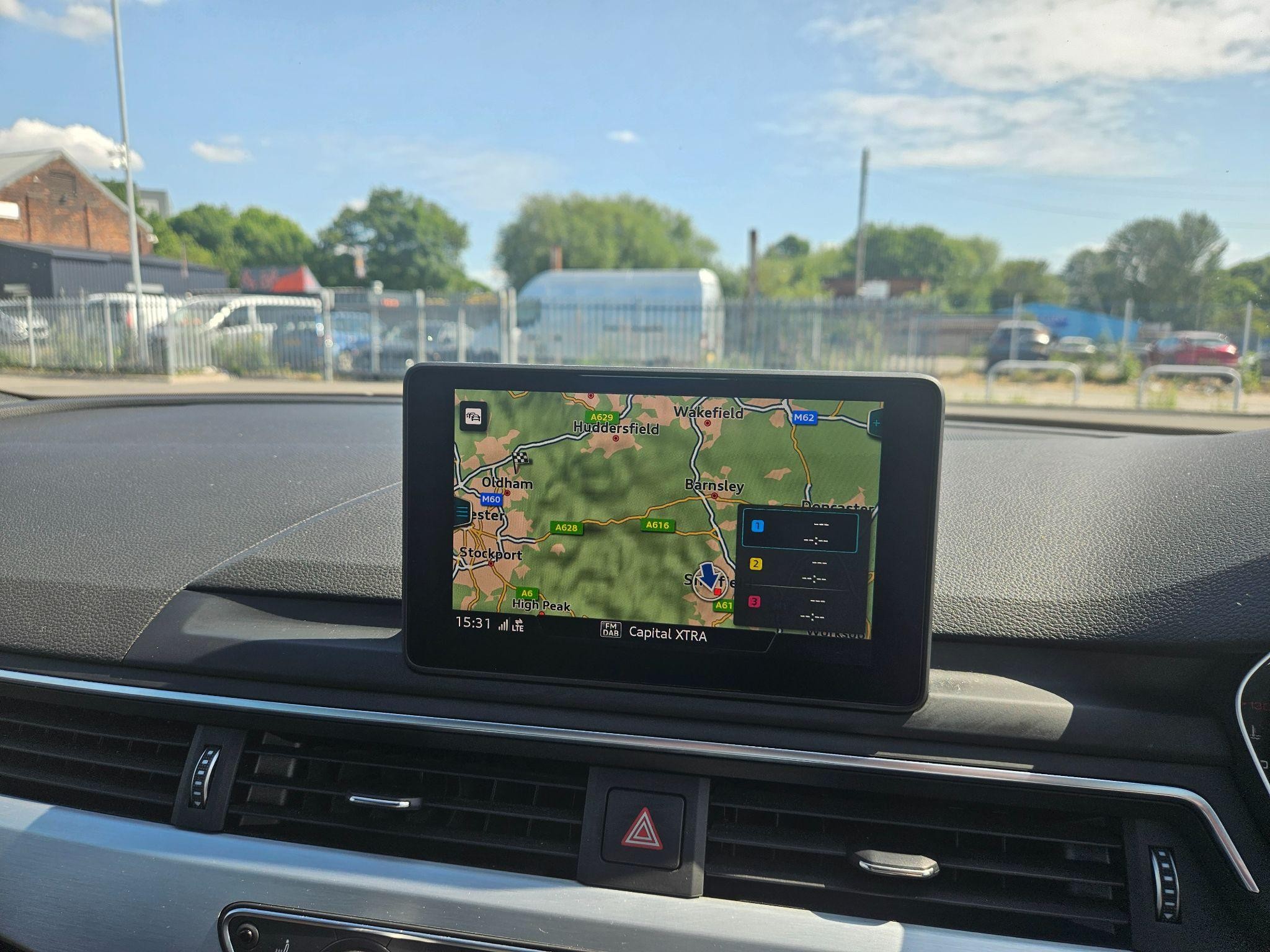 Audi A4 Image 26