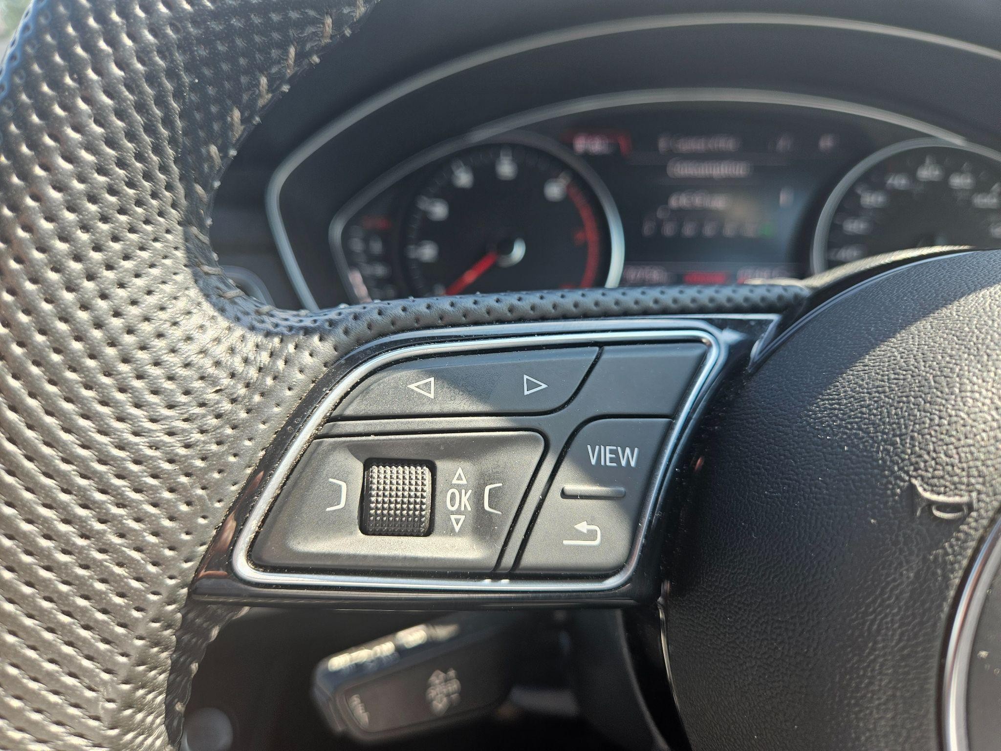Audi A4 Image 27