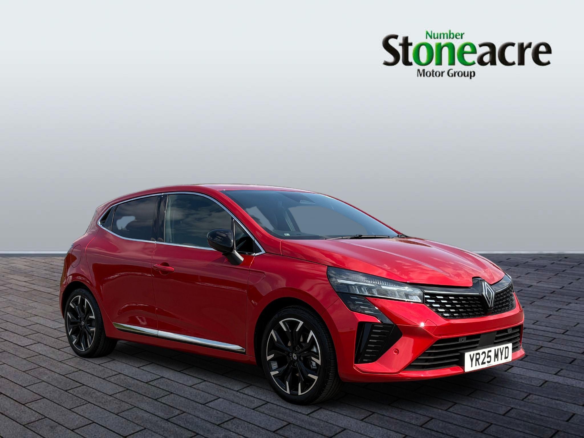 Renault Clio Image 1