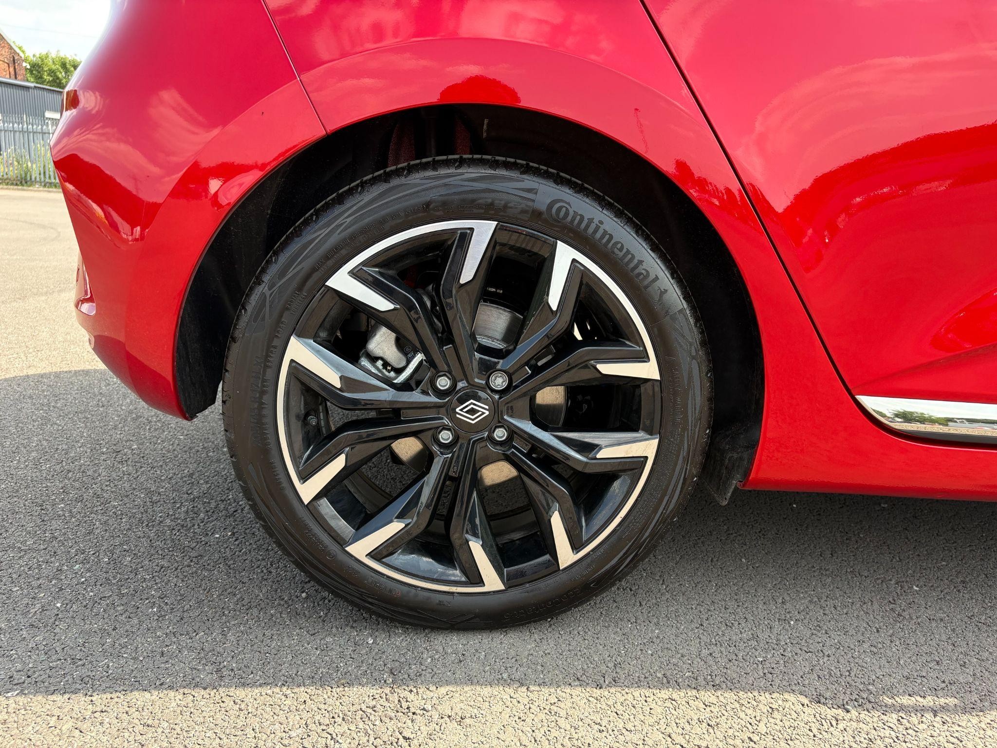 Renault Clio Image 17