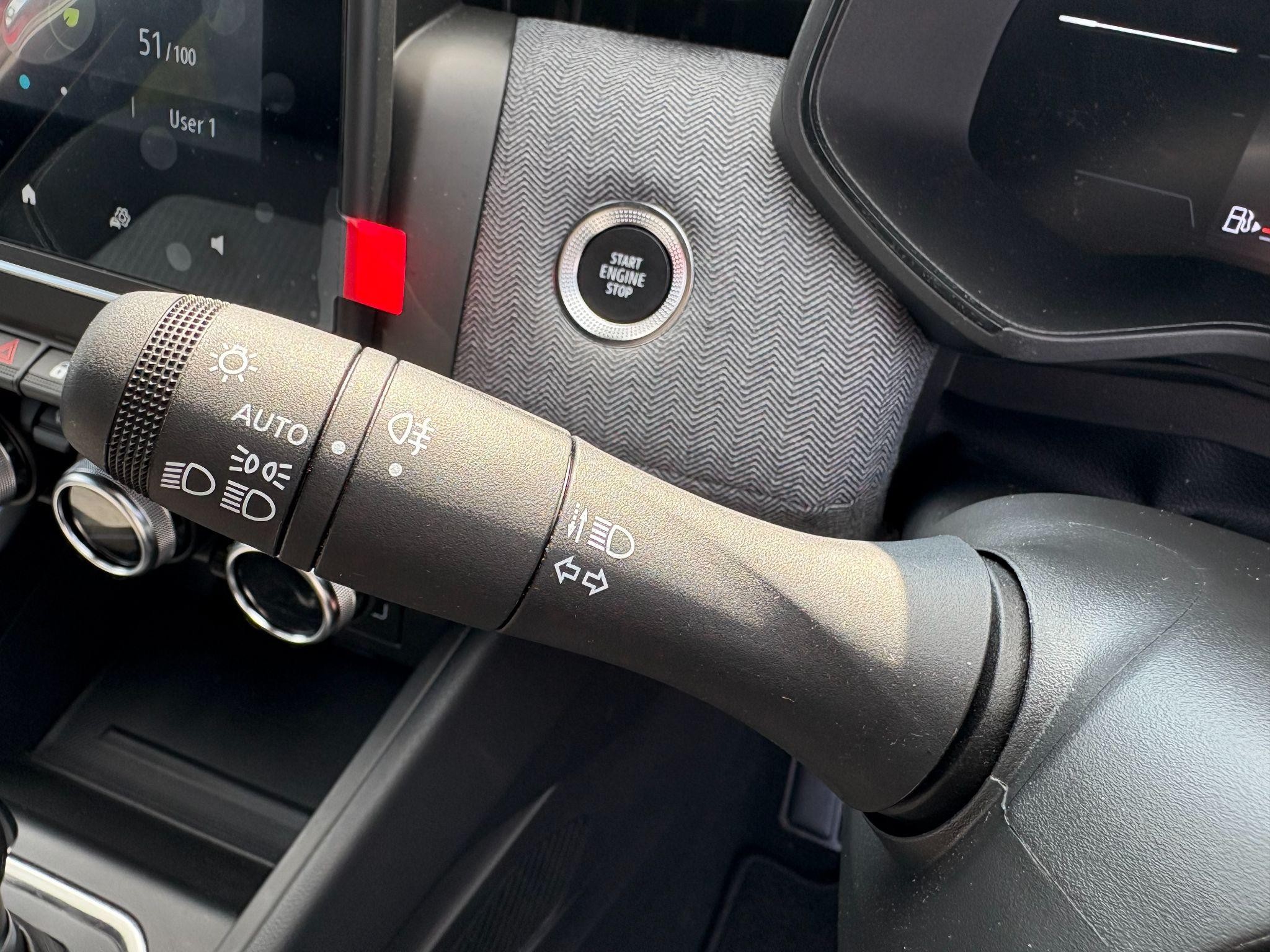 Renault Clio Image 24
