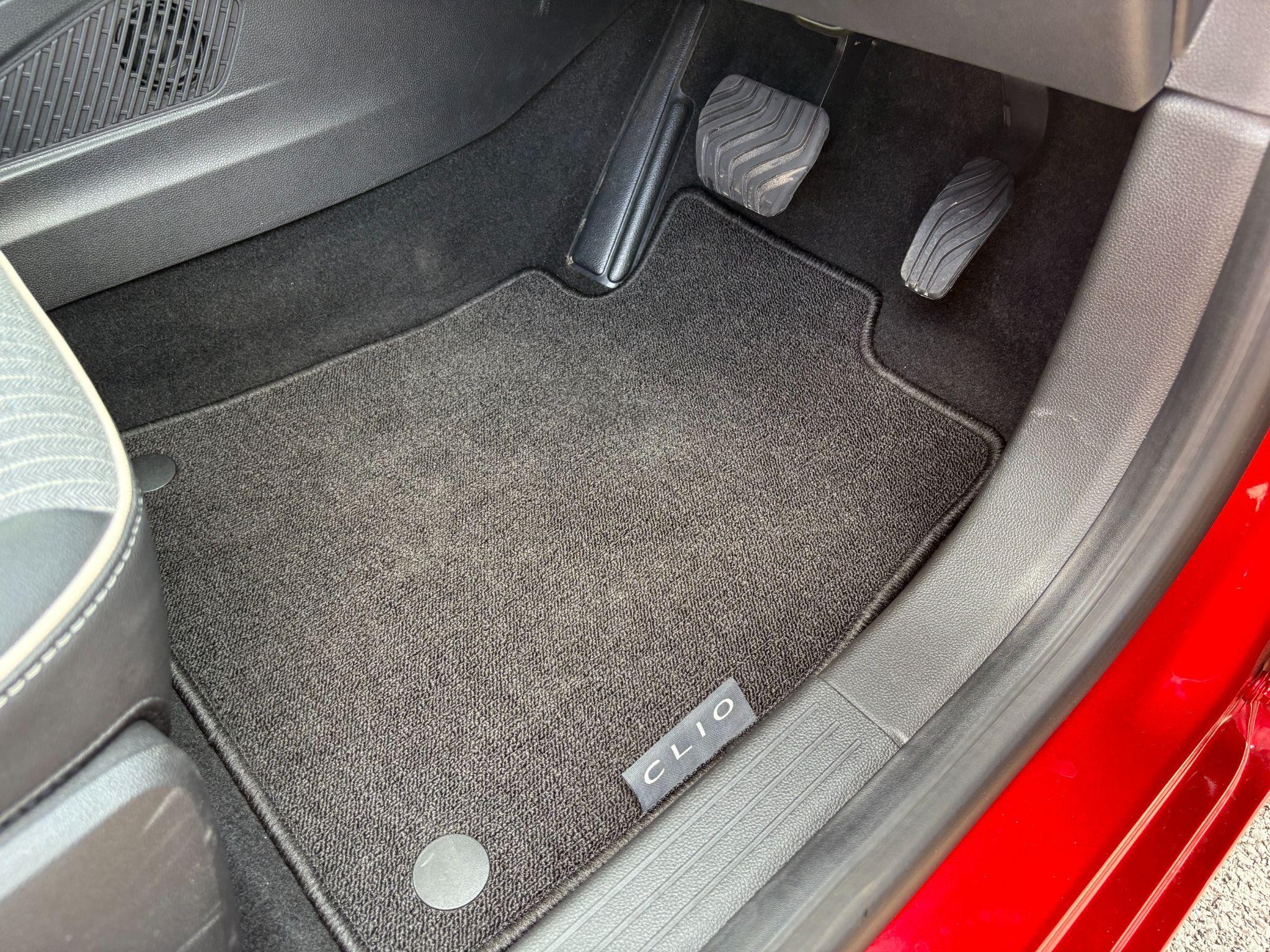 Renault Clio Image 34