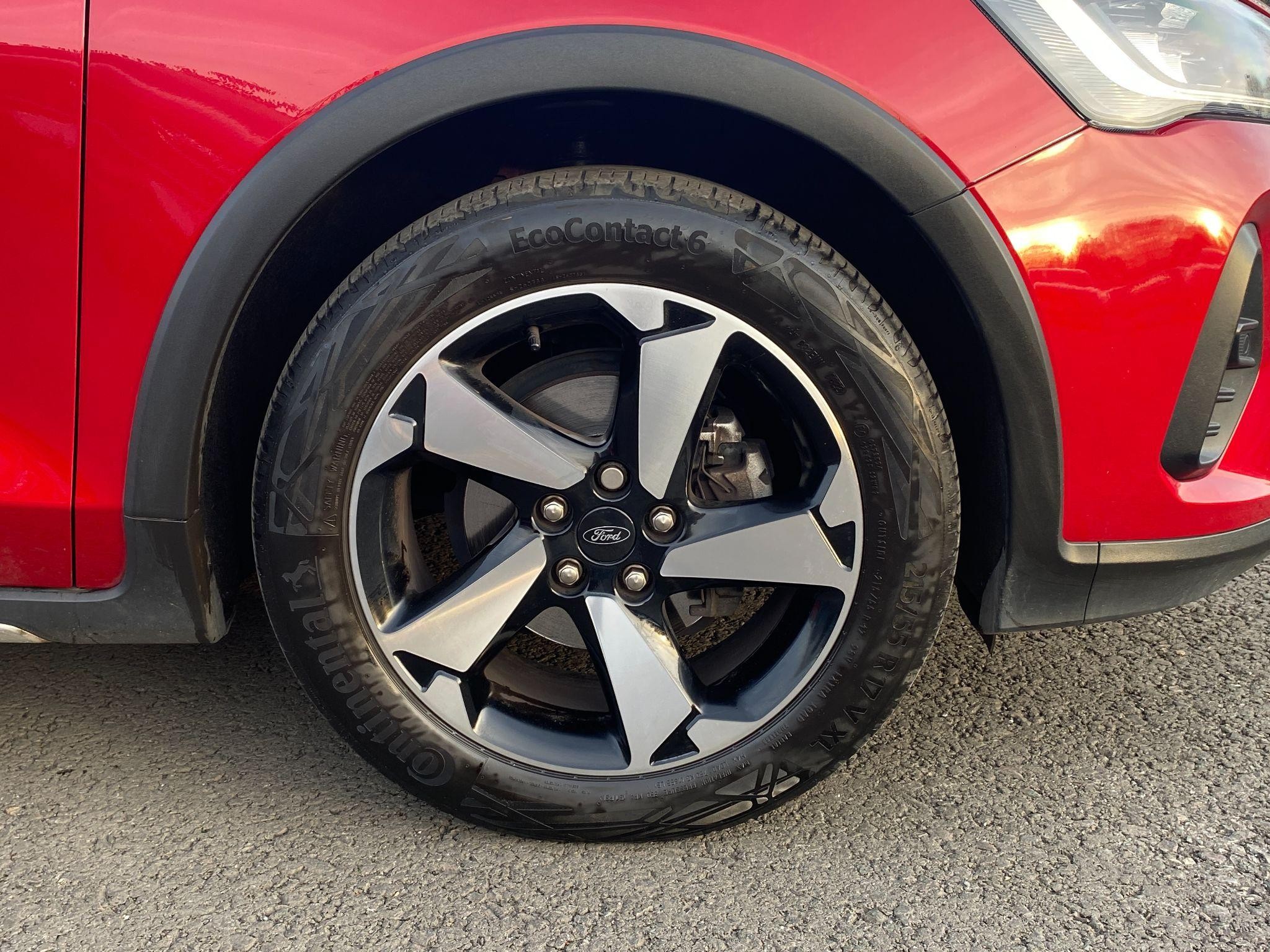 Ford Focus Image 11