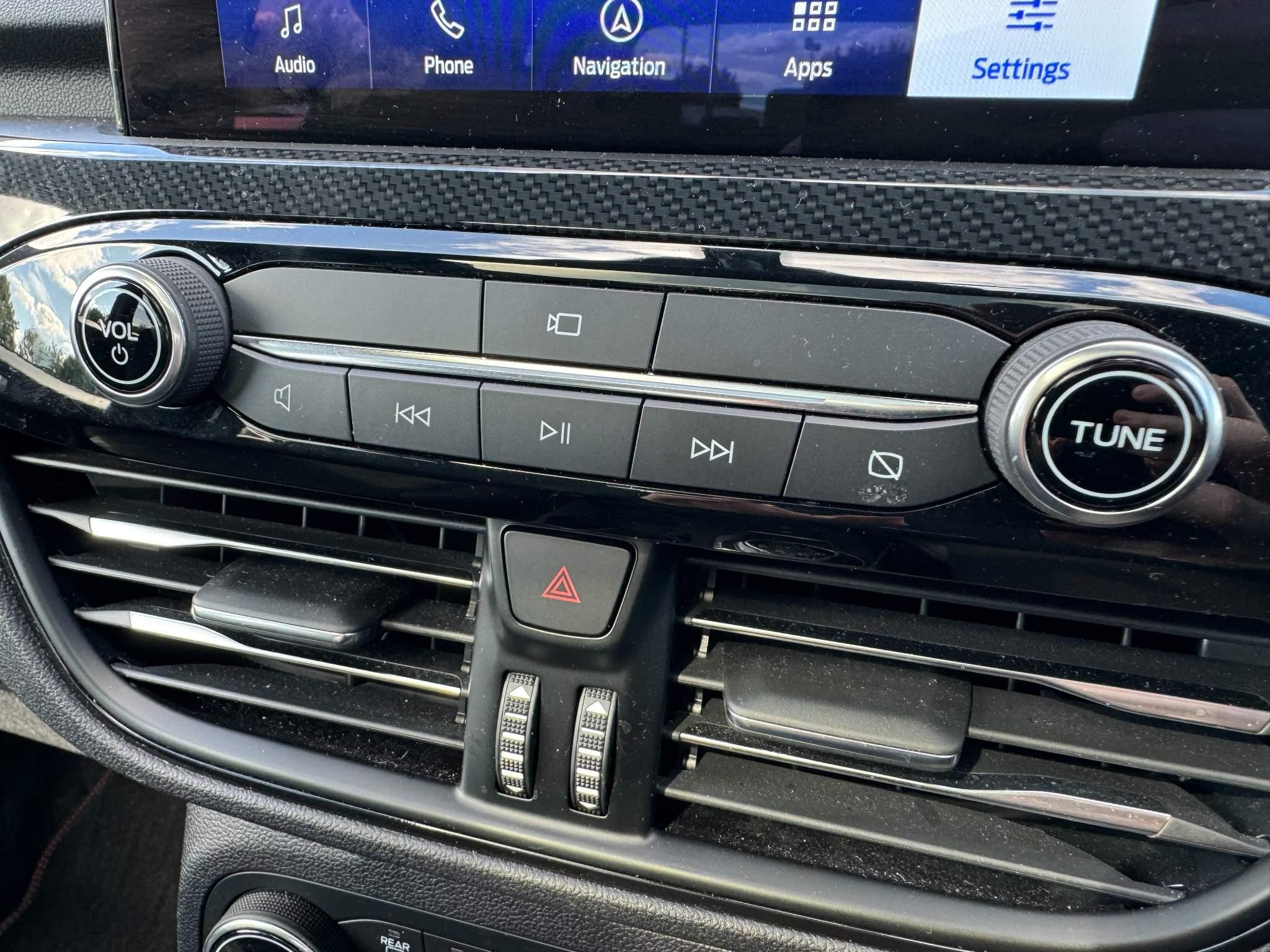 Ford Kuga Image 27