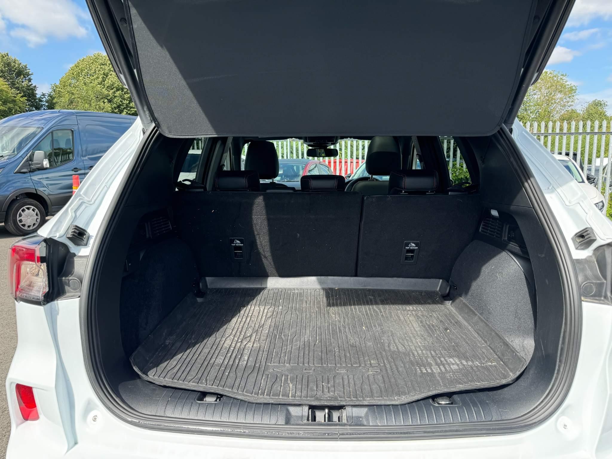 Ford Kuga Image 47