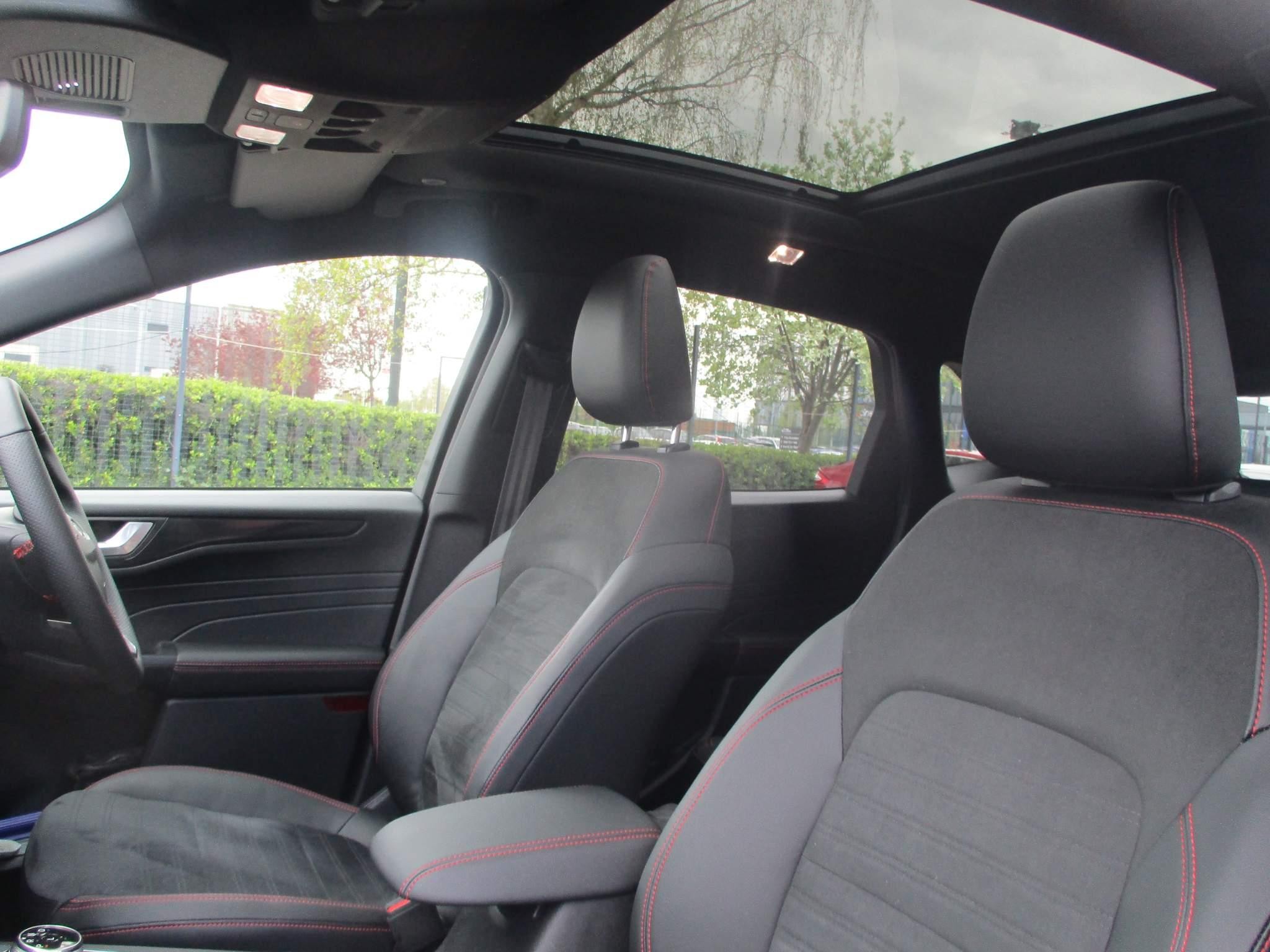 Ford Kuga Image 25