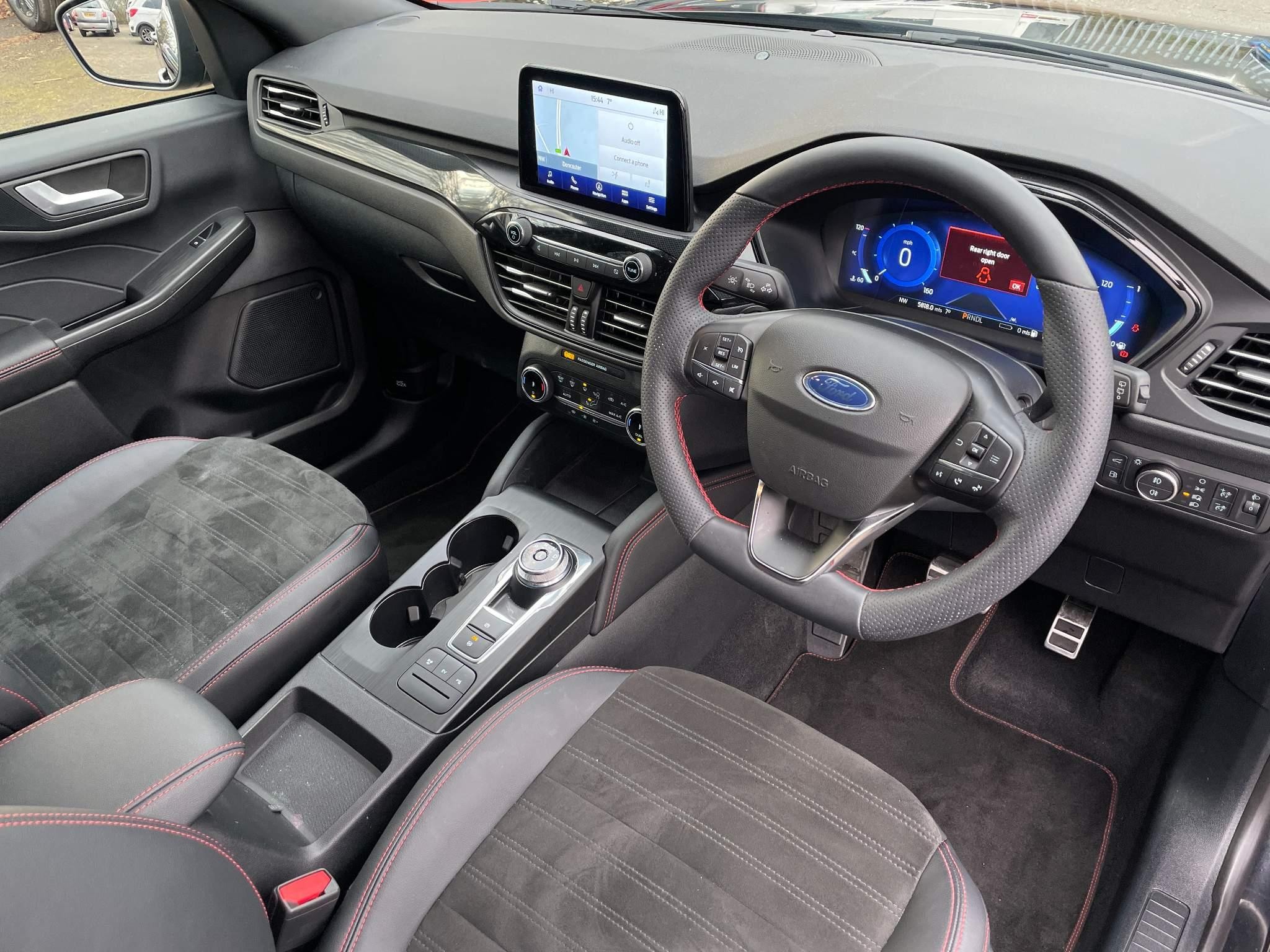 Ford Kuga Image 17