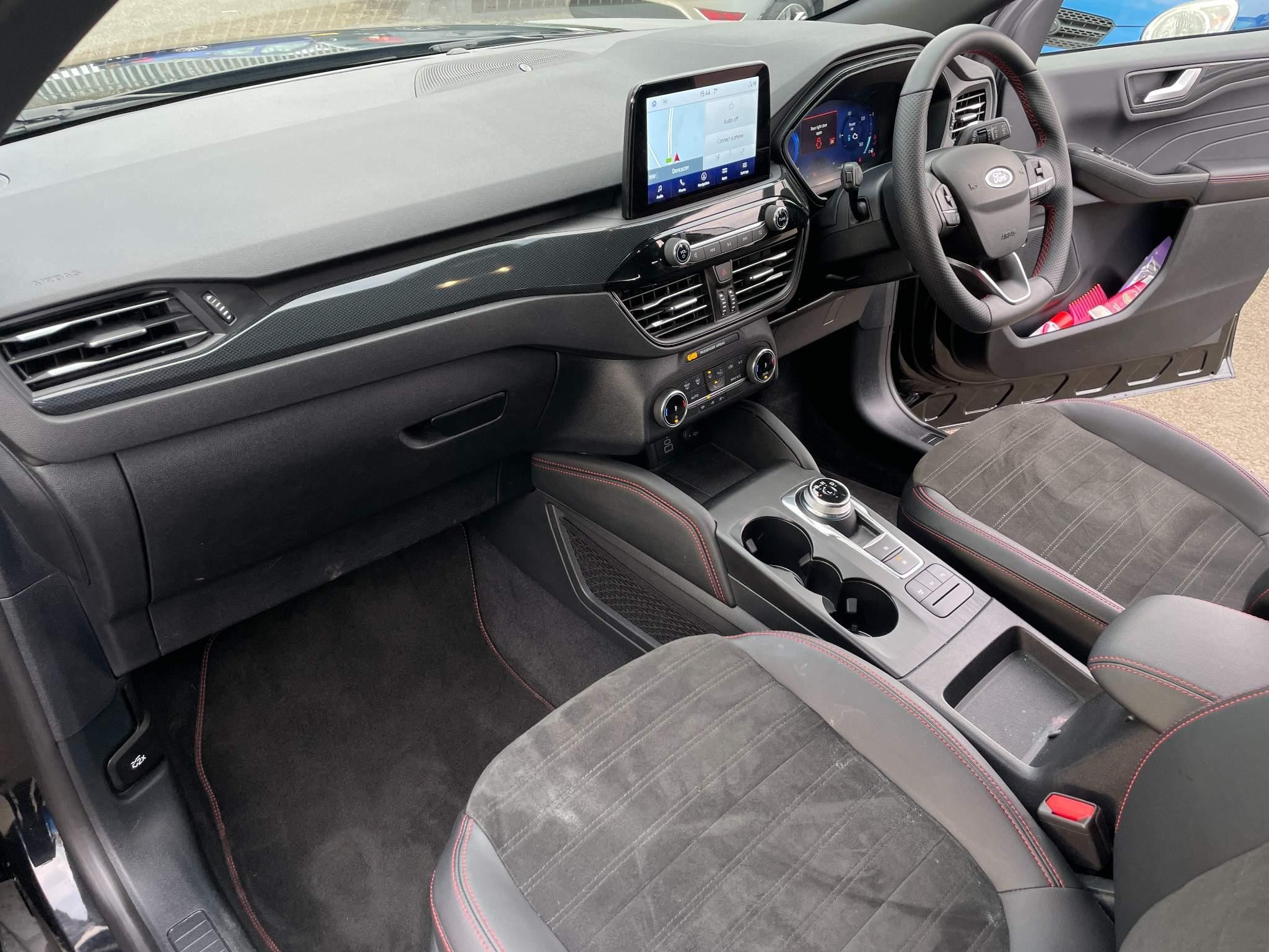 Ford Kuga Image 18