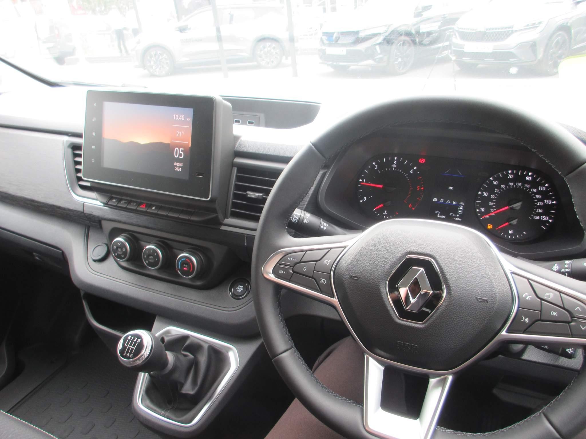 Renault Trafic Image 14