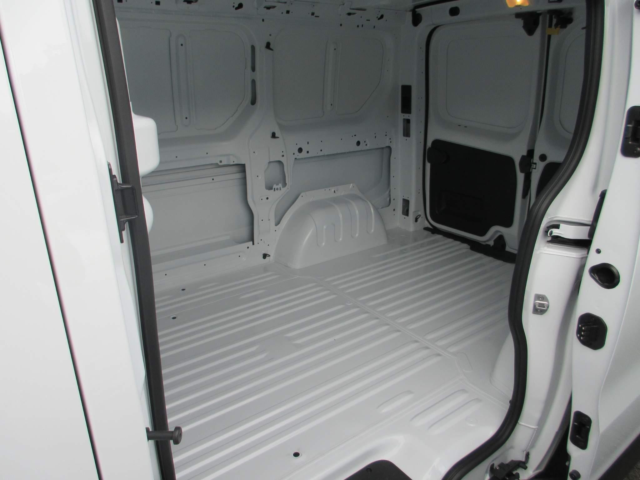Renault Trafic Image 20
