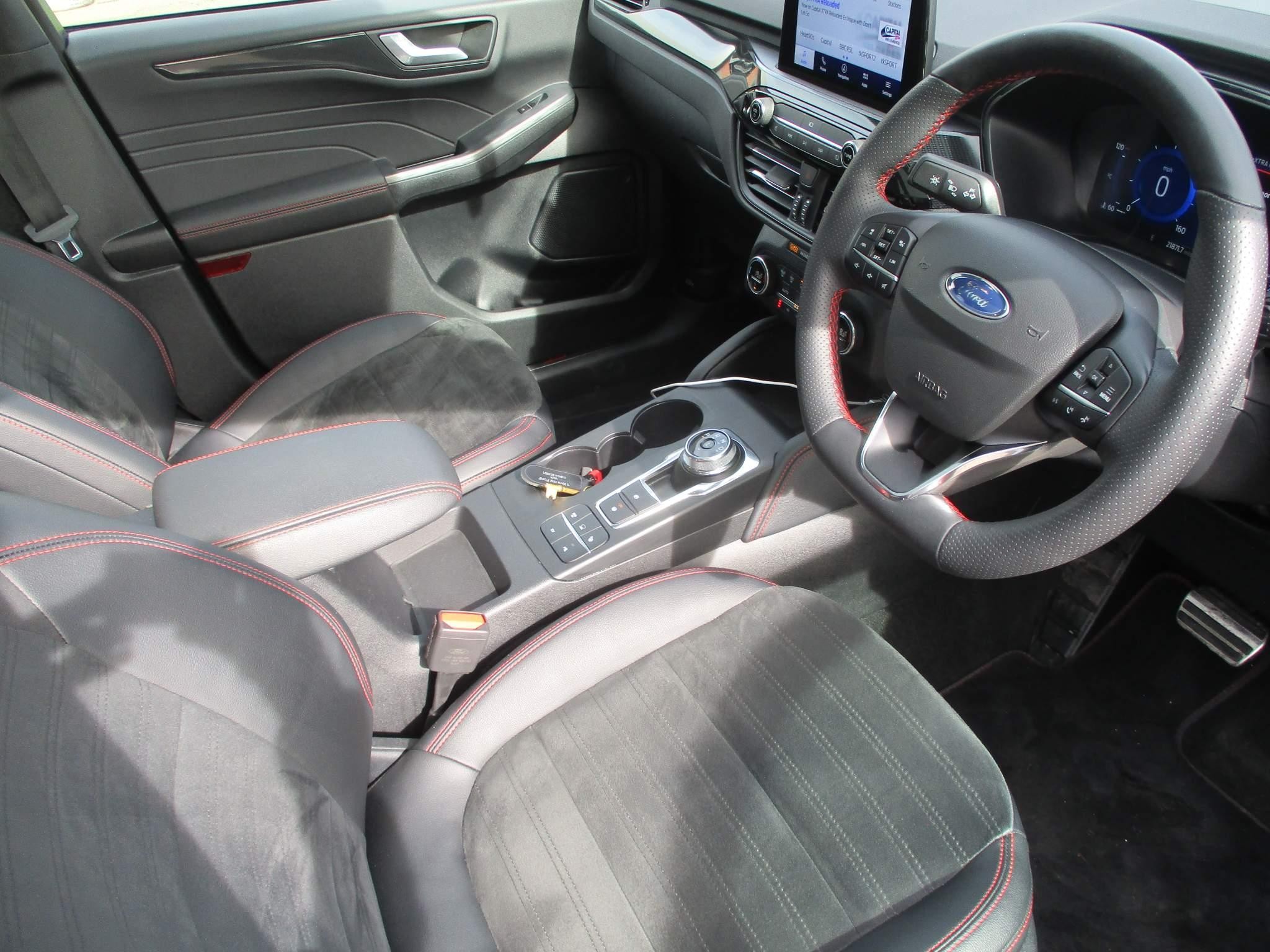 Ford Kuga Image 12