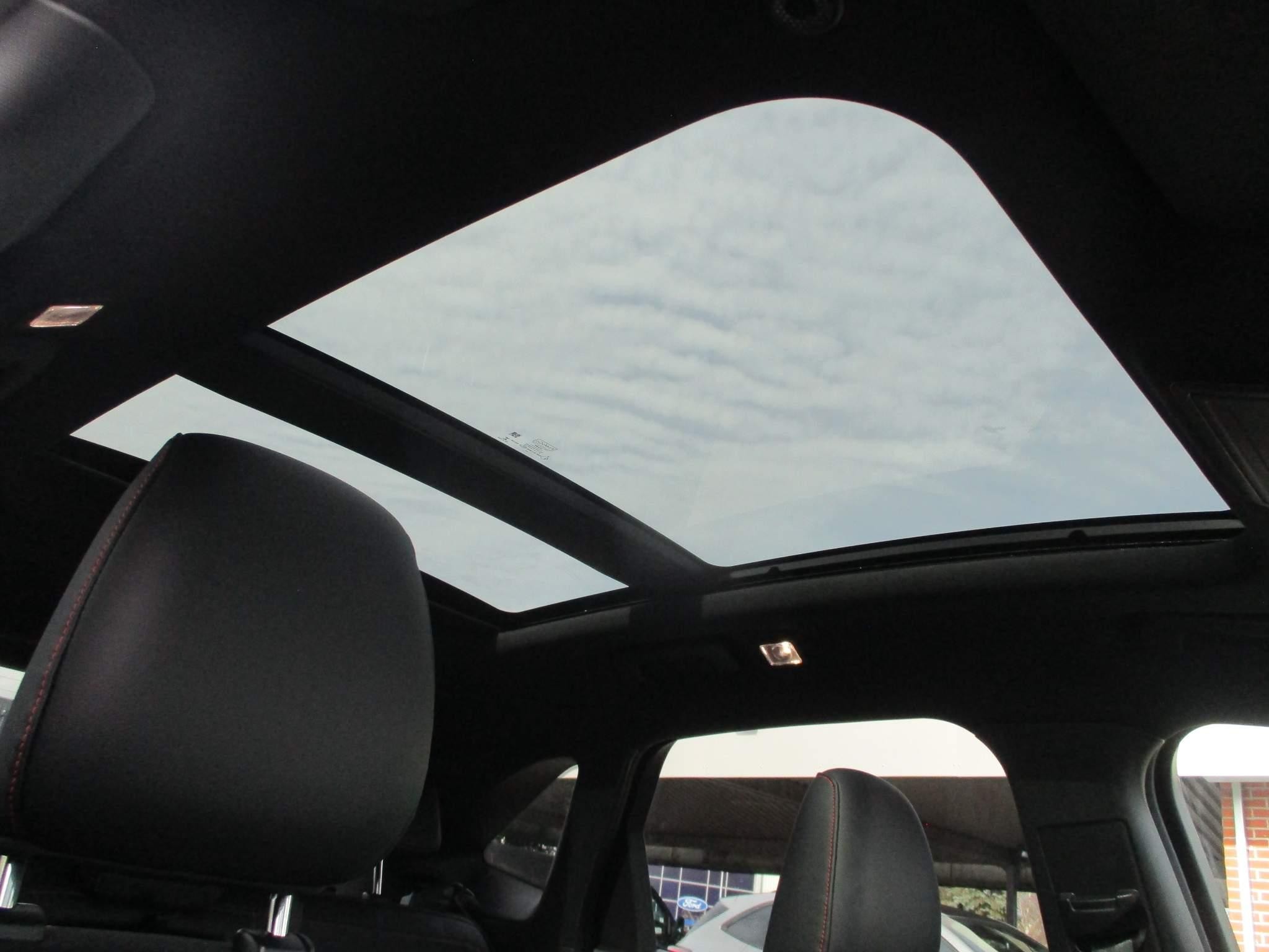 Ford Kuga Image 23