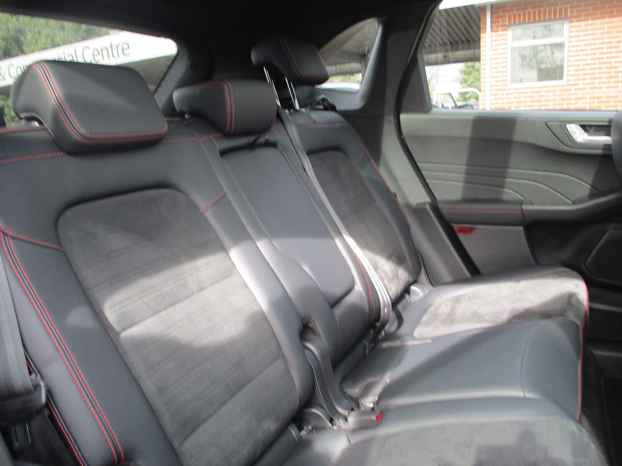 Ford Kuga Image 24