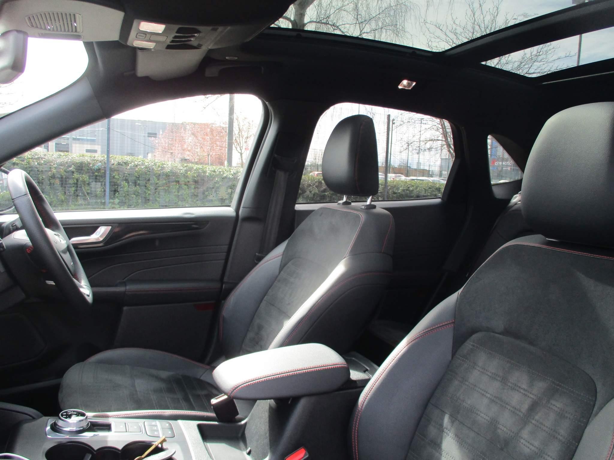 Ford Kuga Image 27