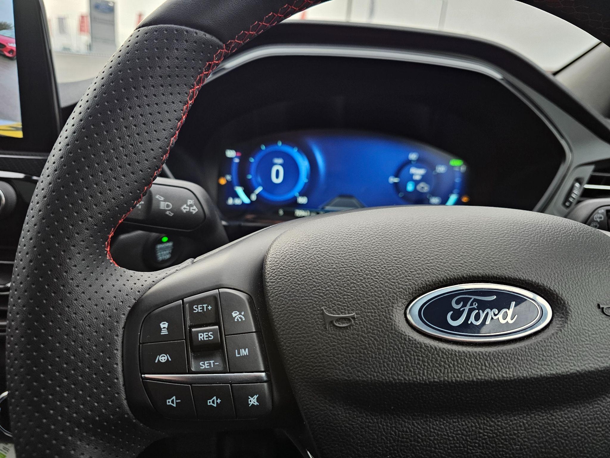 Ford Kuga Image 24