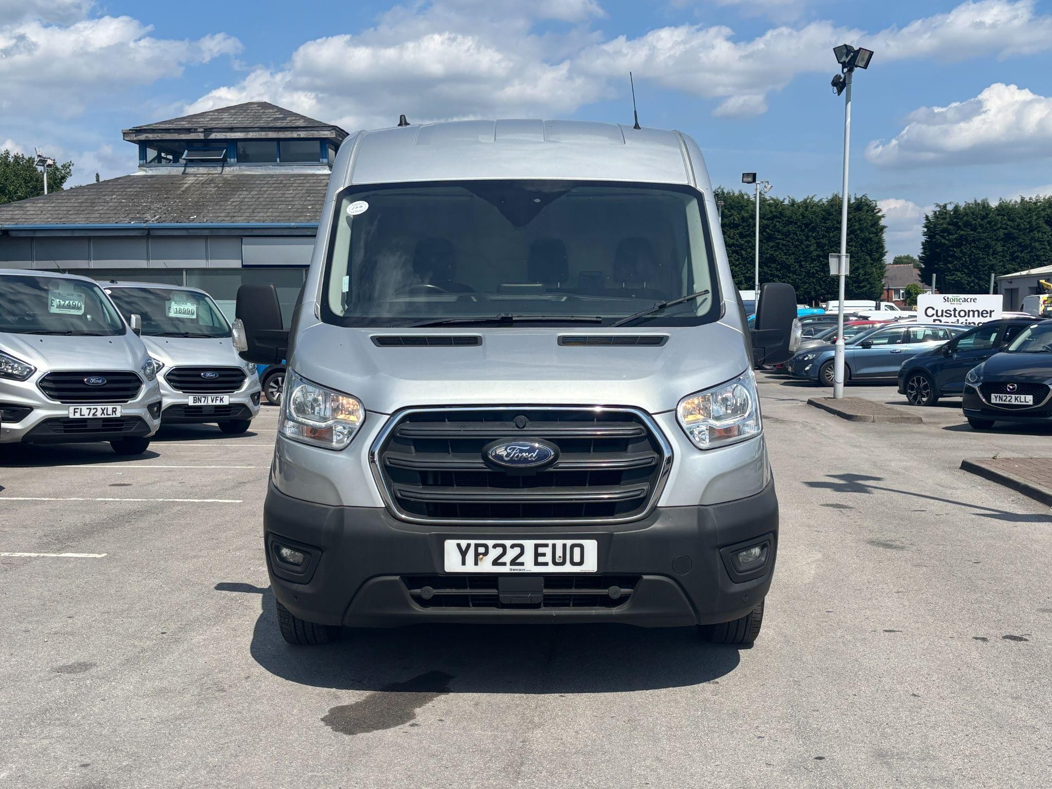 Ford Transit Image 2