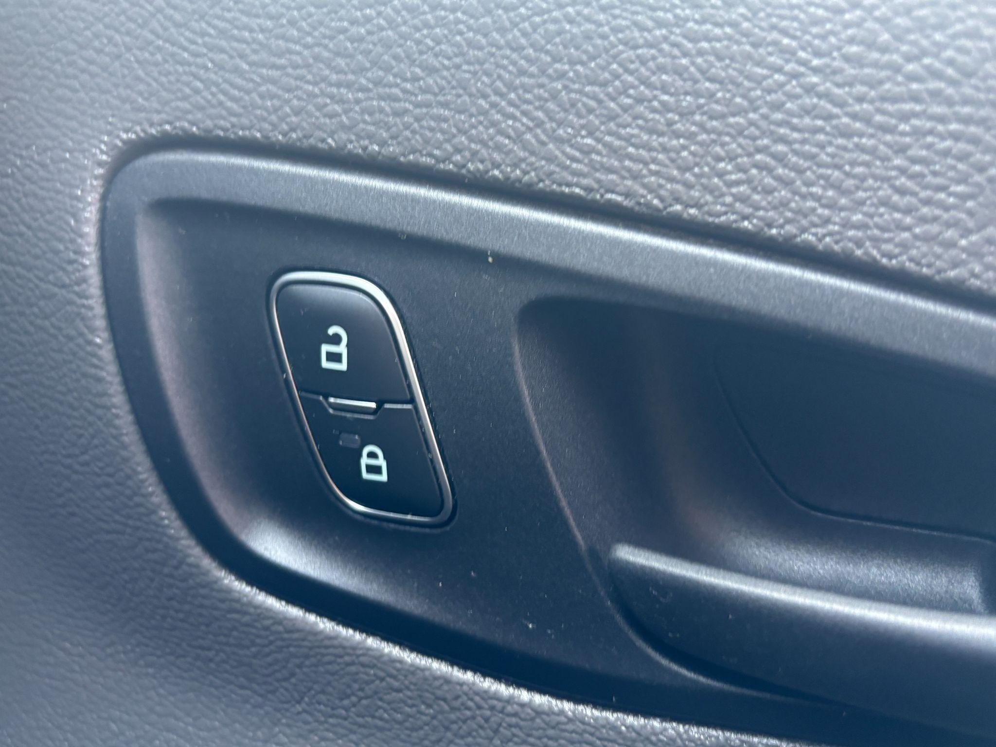 Ford Transit Image 14