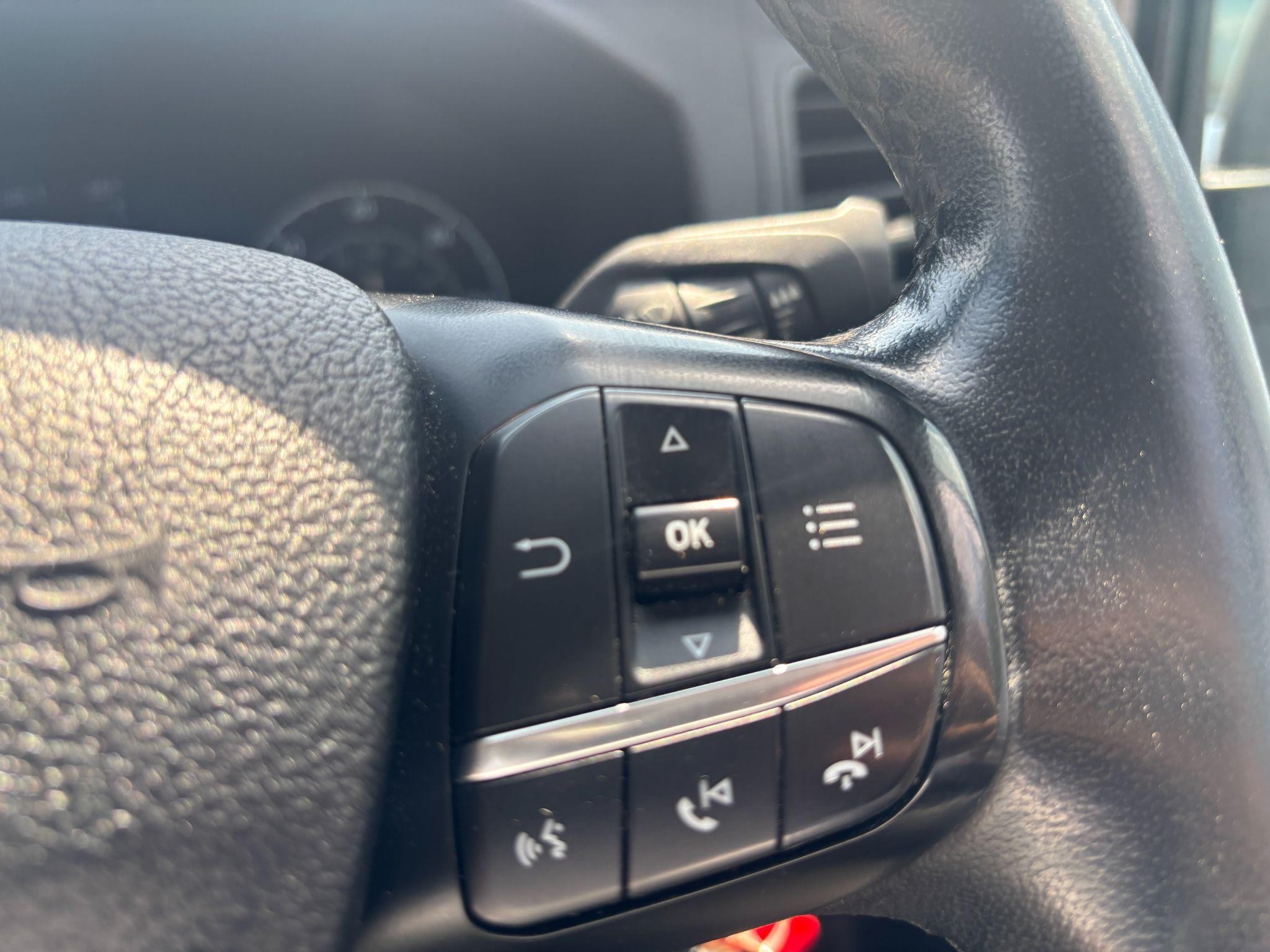 Ford Transit Image 15