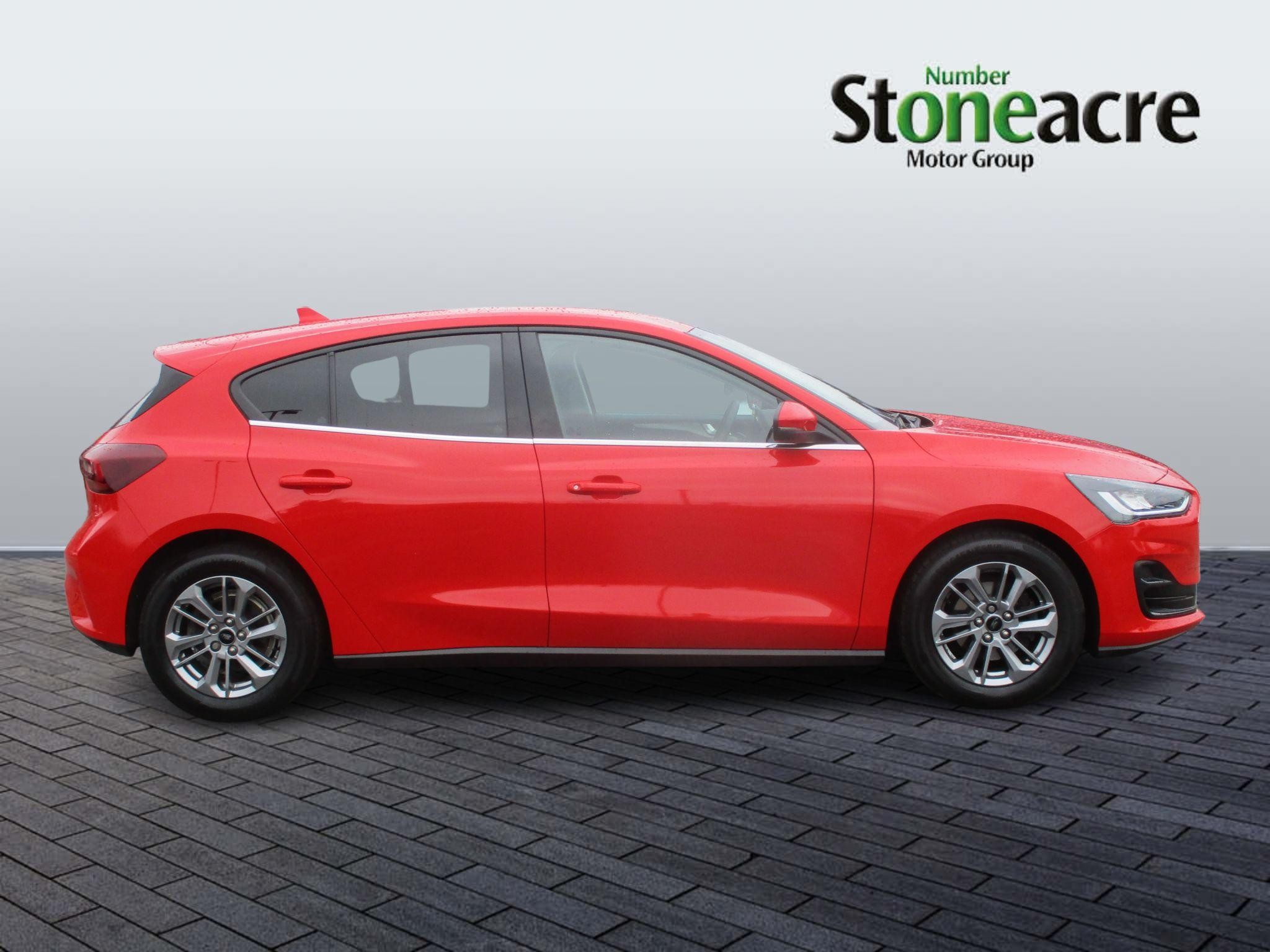 Ford Focus Image 2
