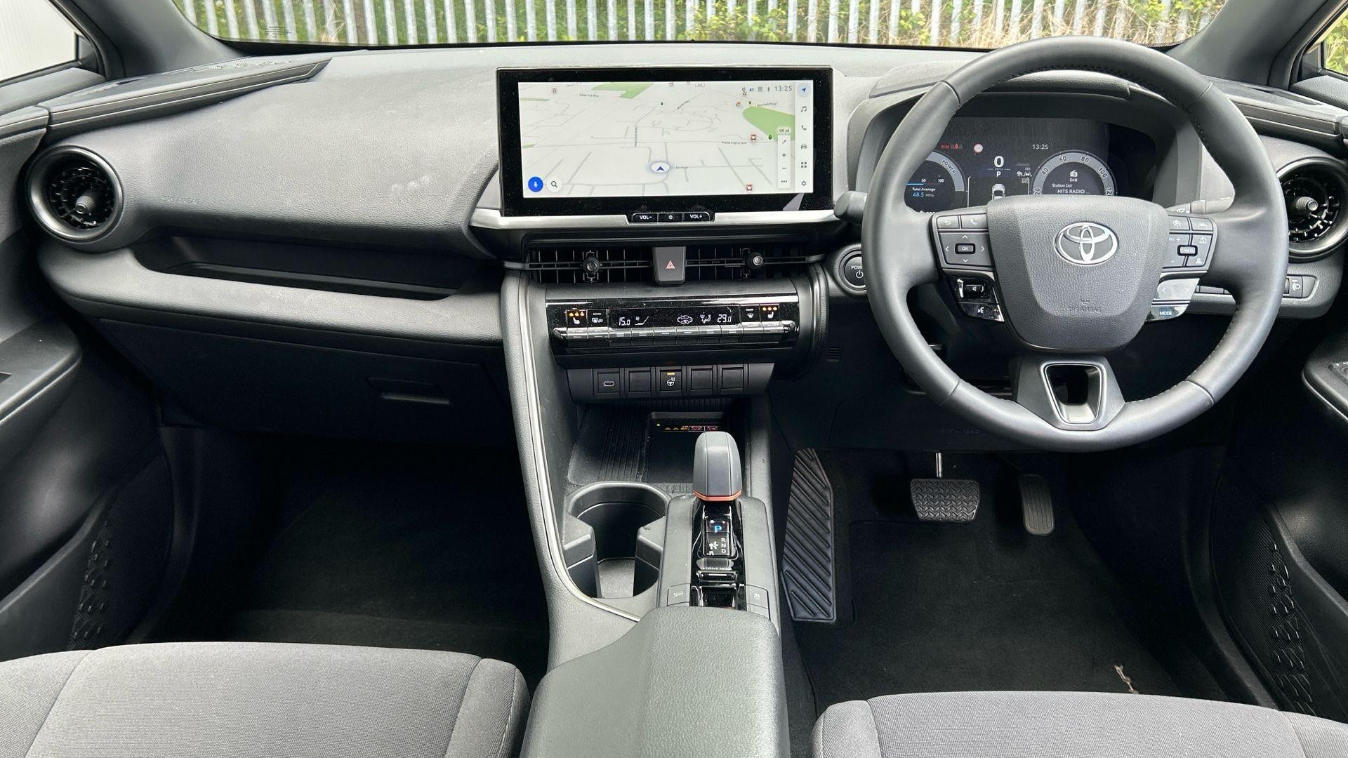Toyota C-HR Image 11