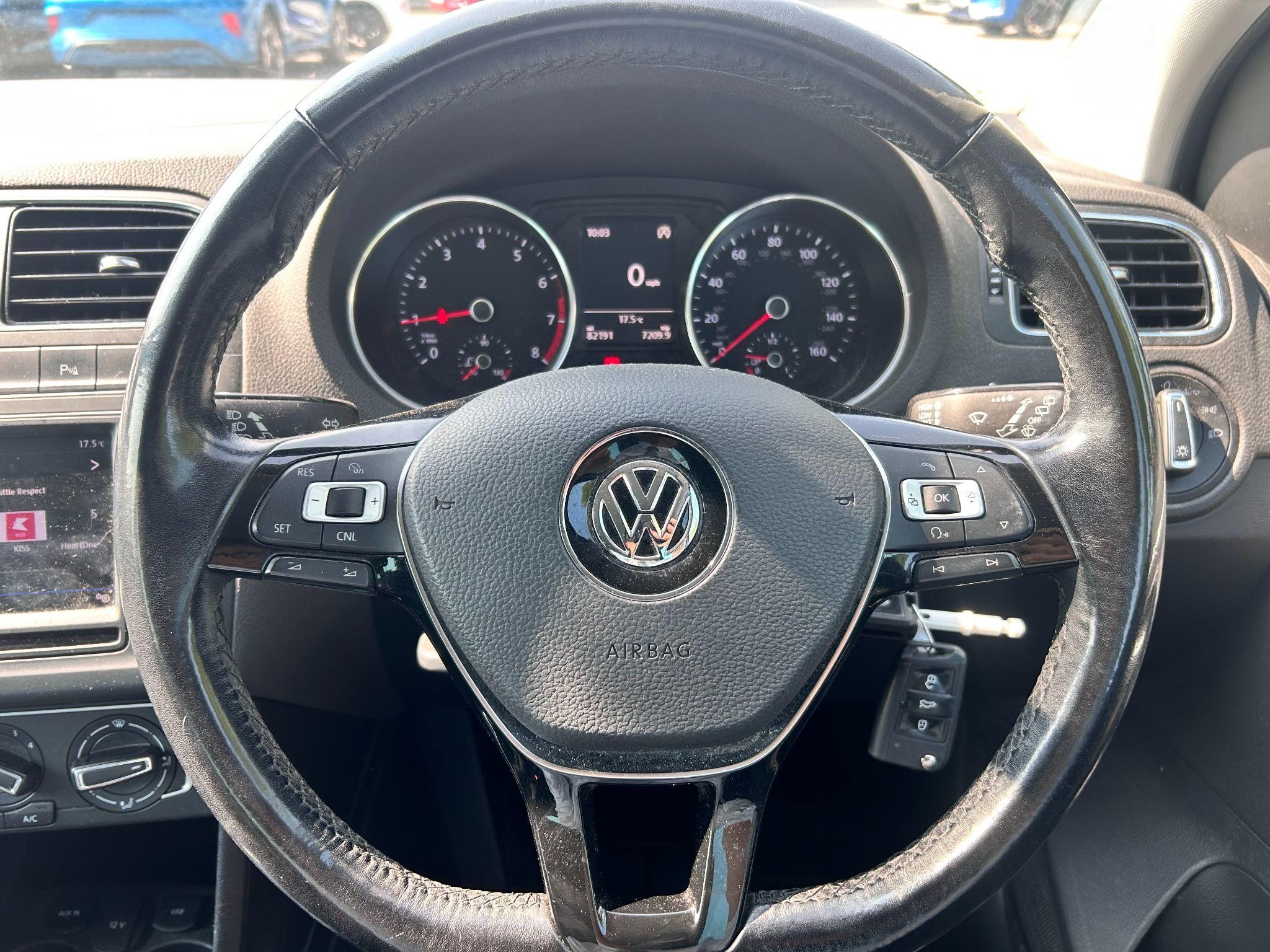 Volkswagen Polo Image 13