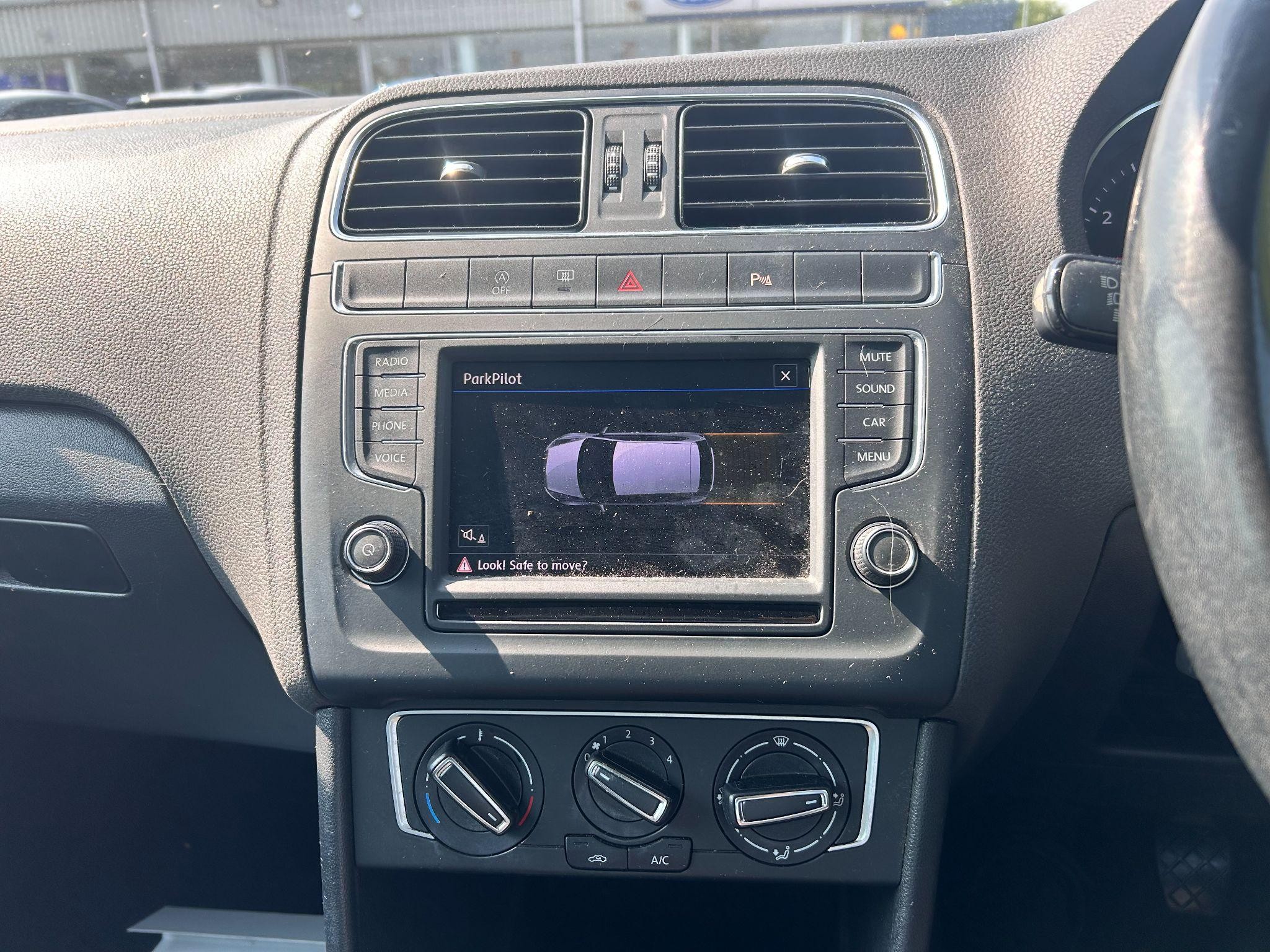 Volkswagen Polo Image 15