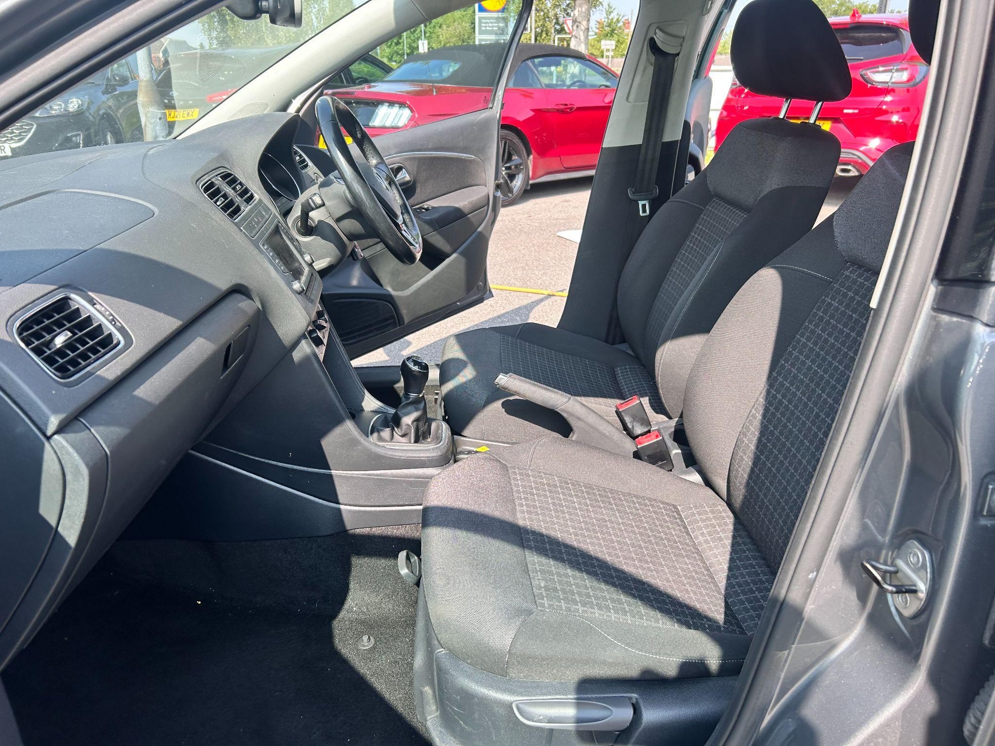 Volkswagen Polo Image 17