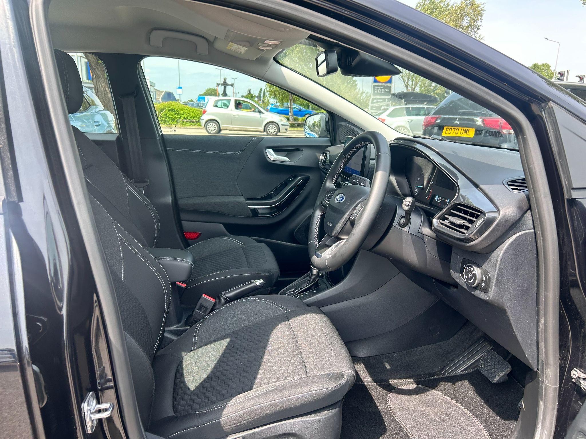 Ford Puma Image 11
