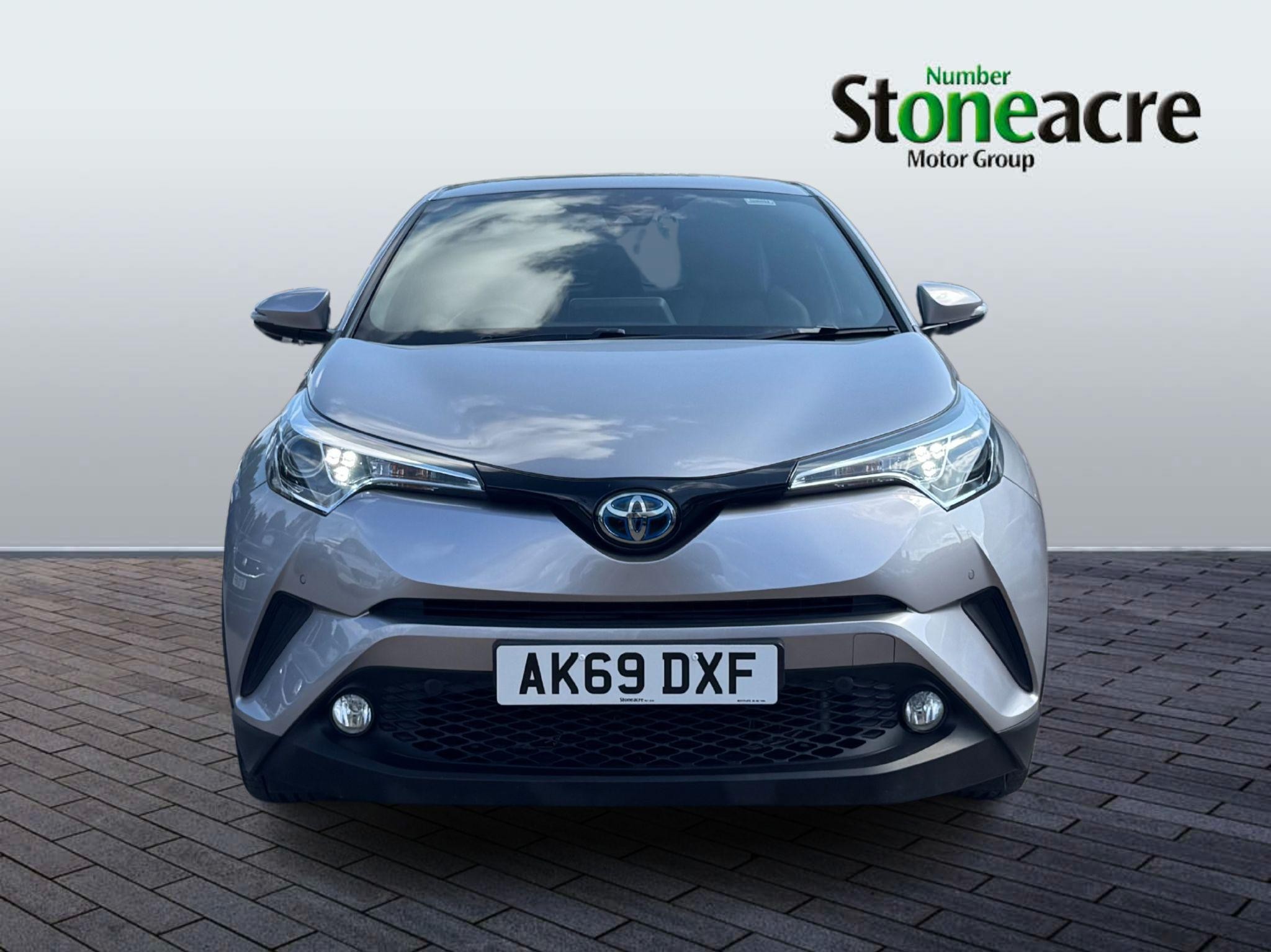 Toyota C-HR Image 8