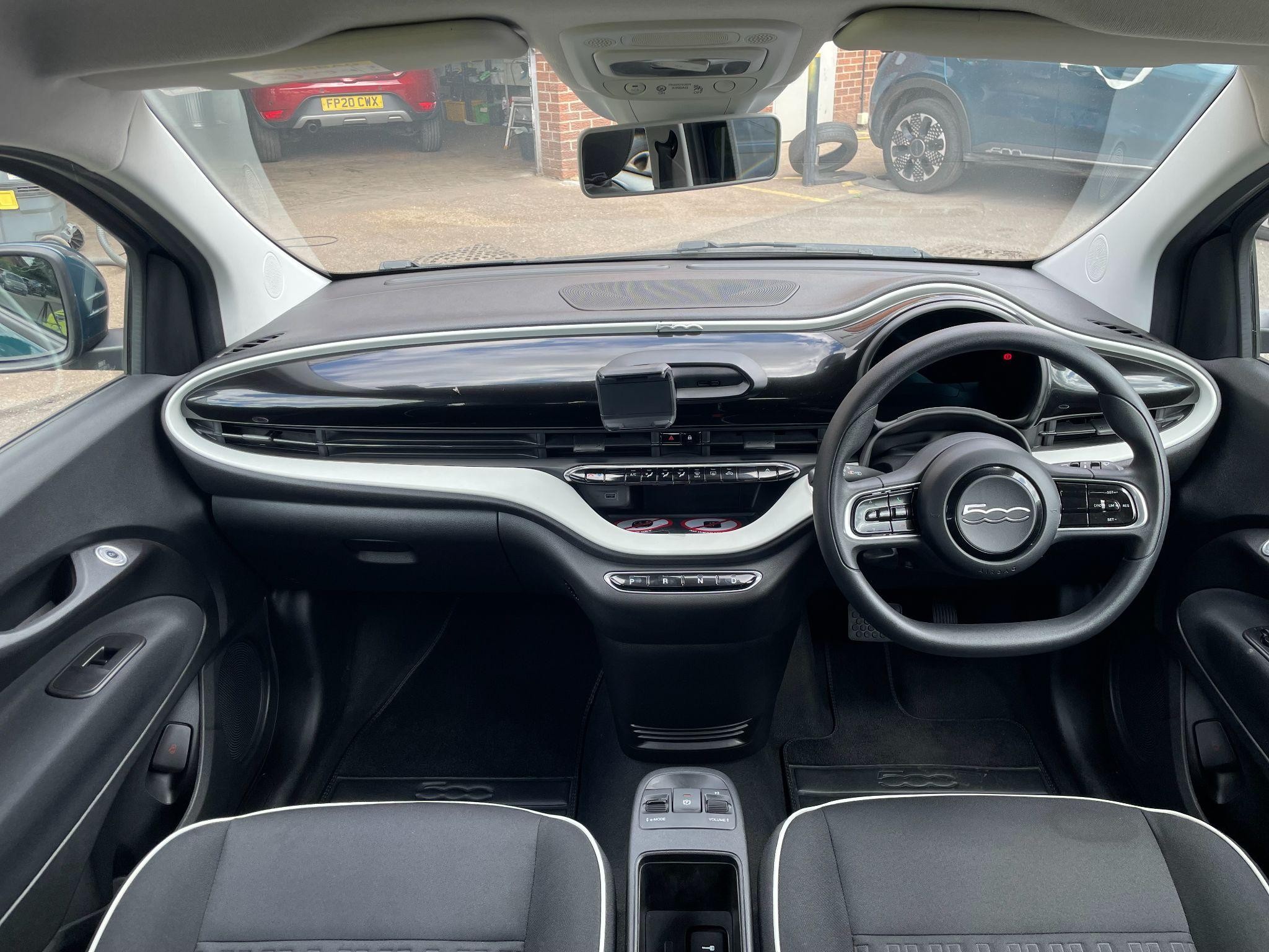 Fiat 500e Image 14