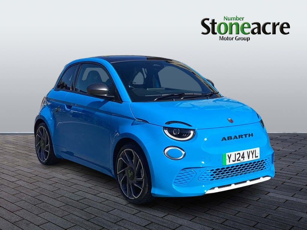 Abarth 500e Image 1