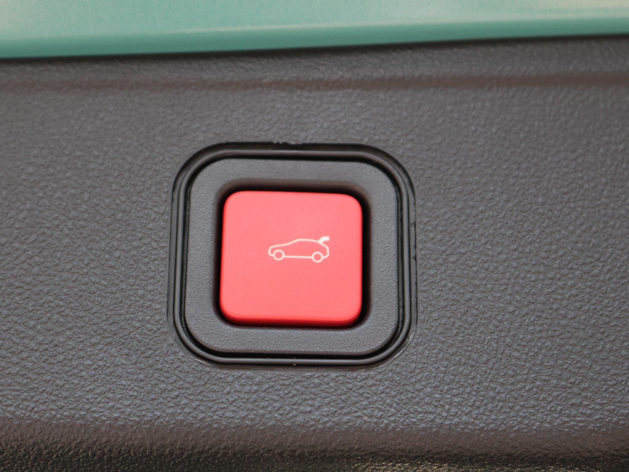 Jeep Avenger Image 11