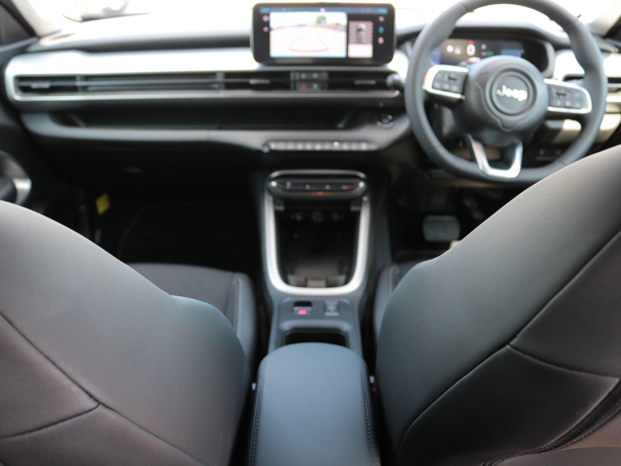 Jeep Avenger Image 13