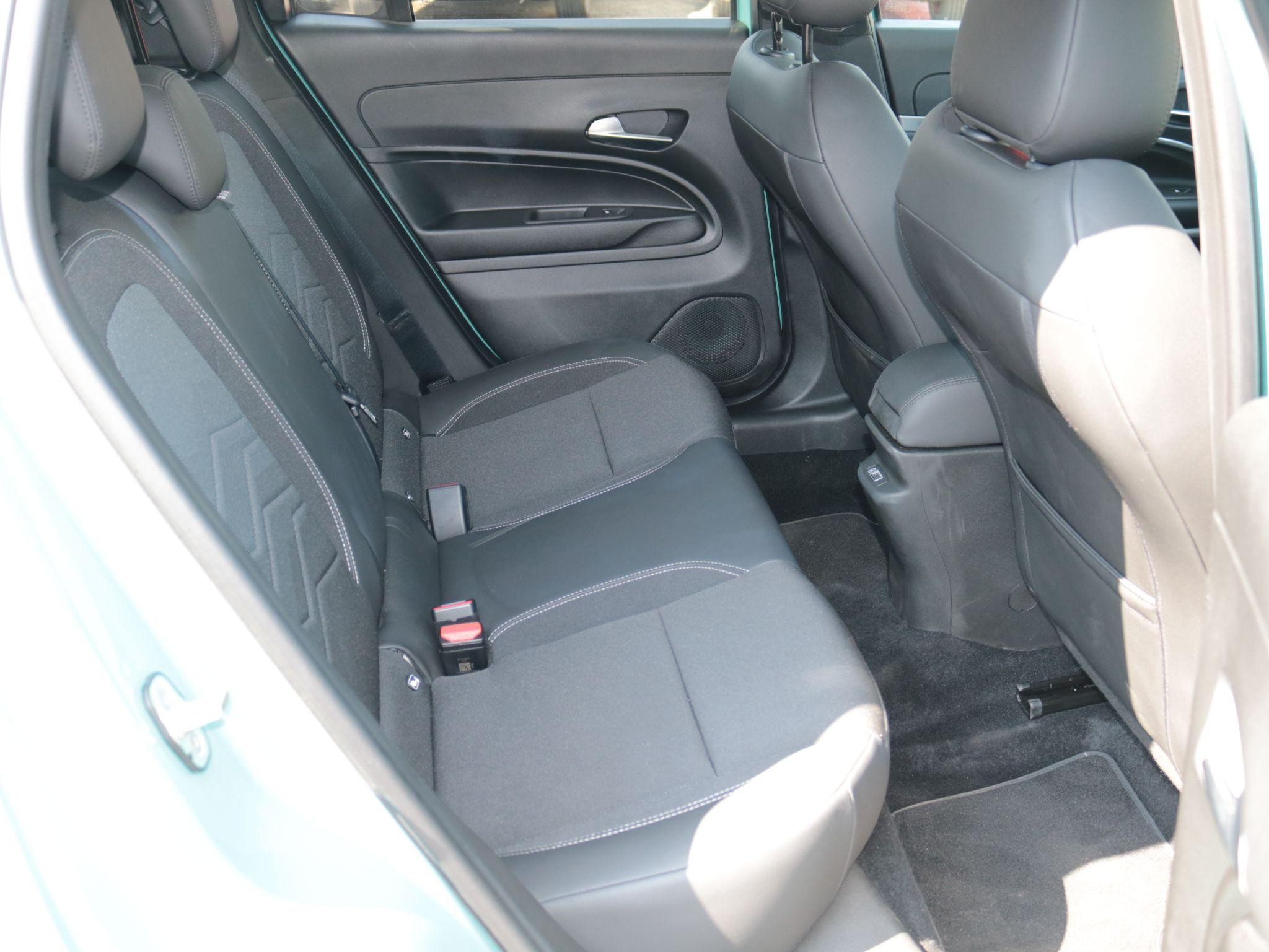 Jeep Avenger Image 22