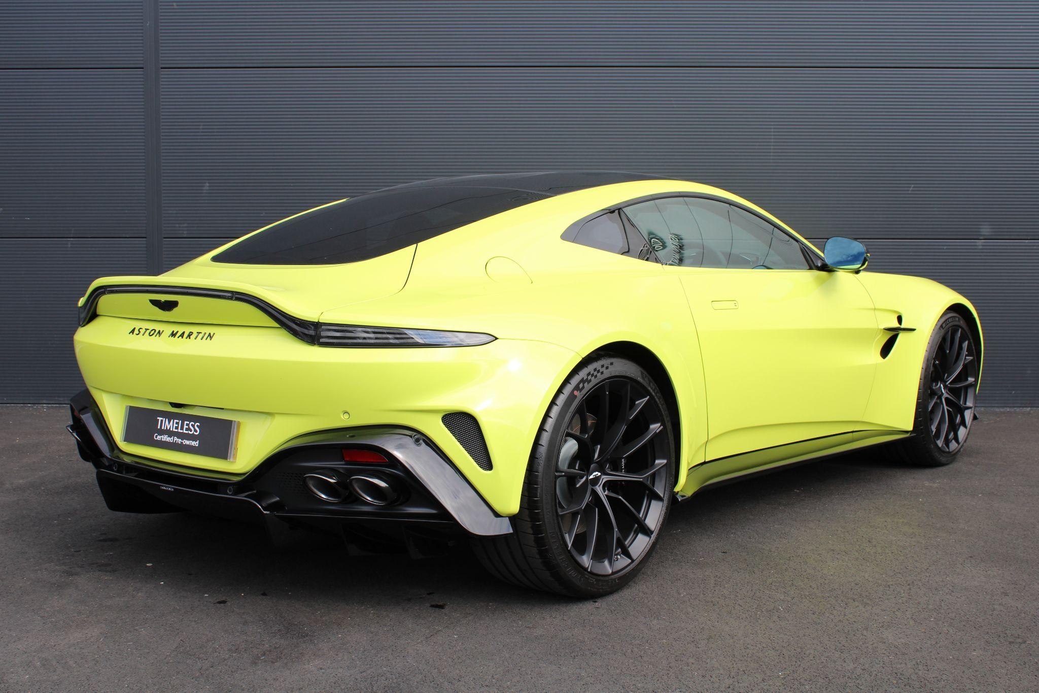 Aston Martin Vantage Image 46