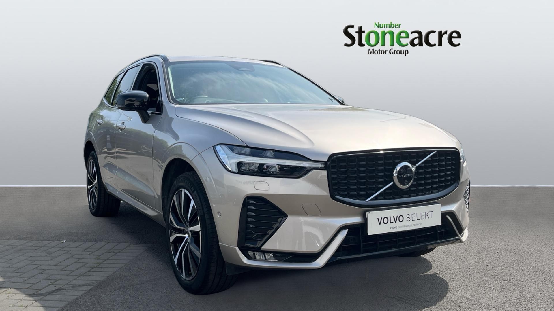 Volvo XC60 Image 1