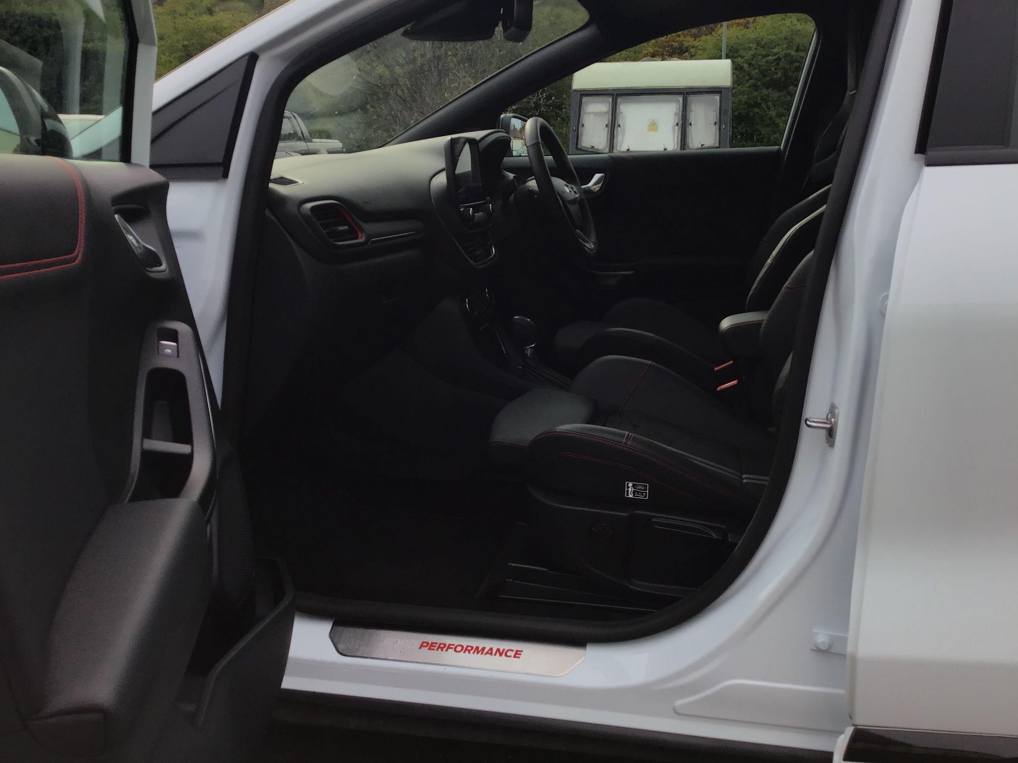 Ford Puma Image 35
