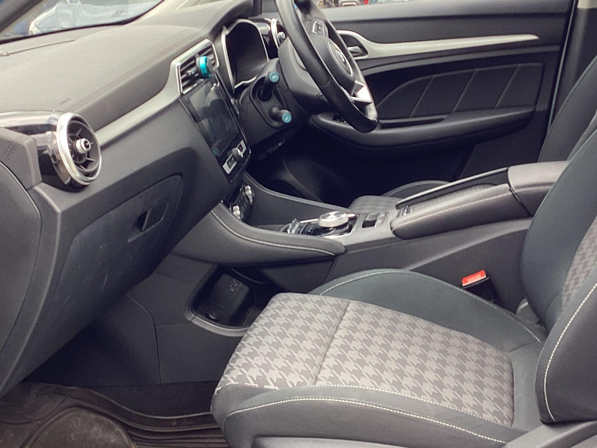 MG ZS EV Image 13