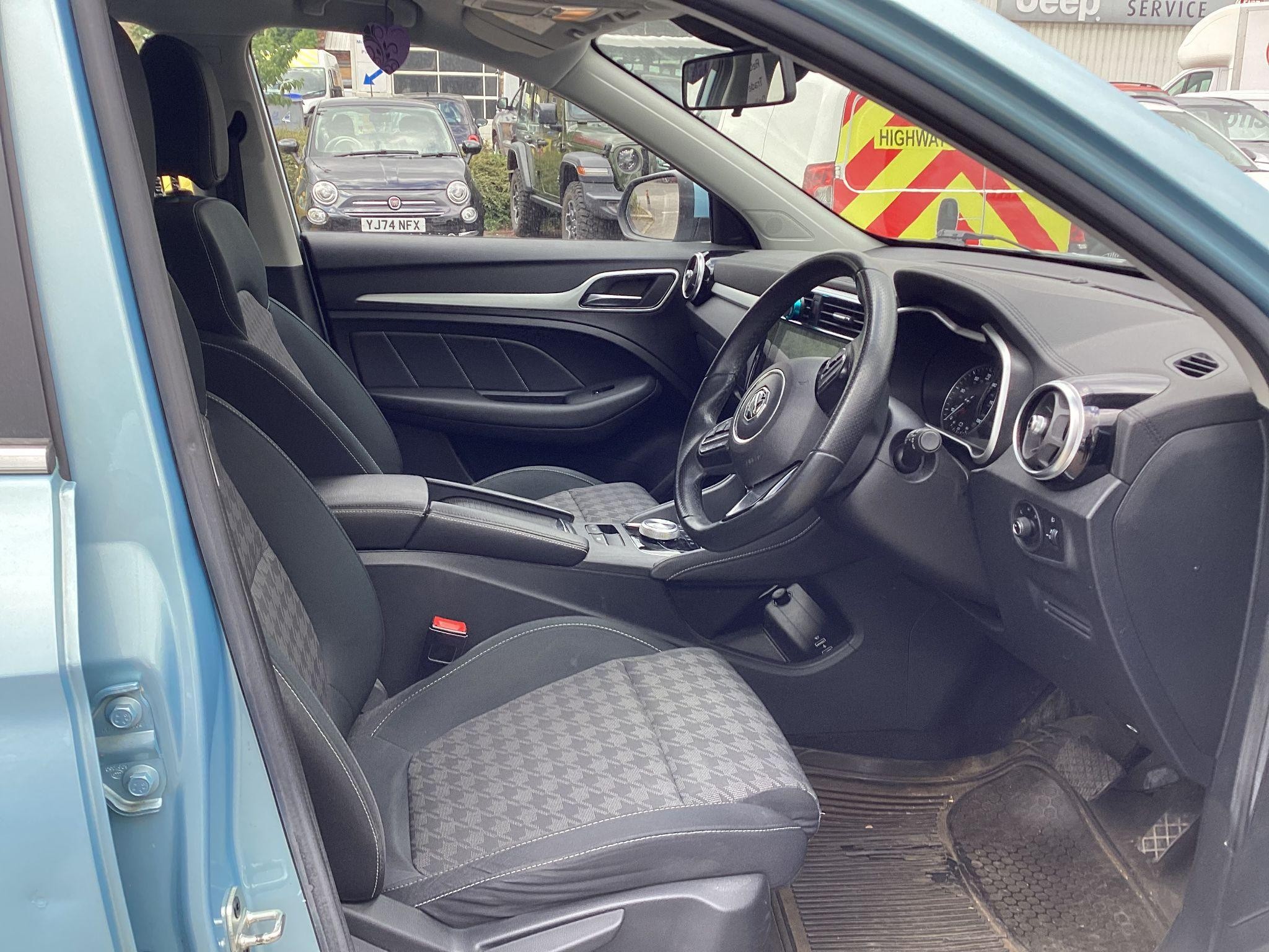MG ZS EV Image 15